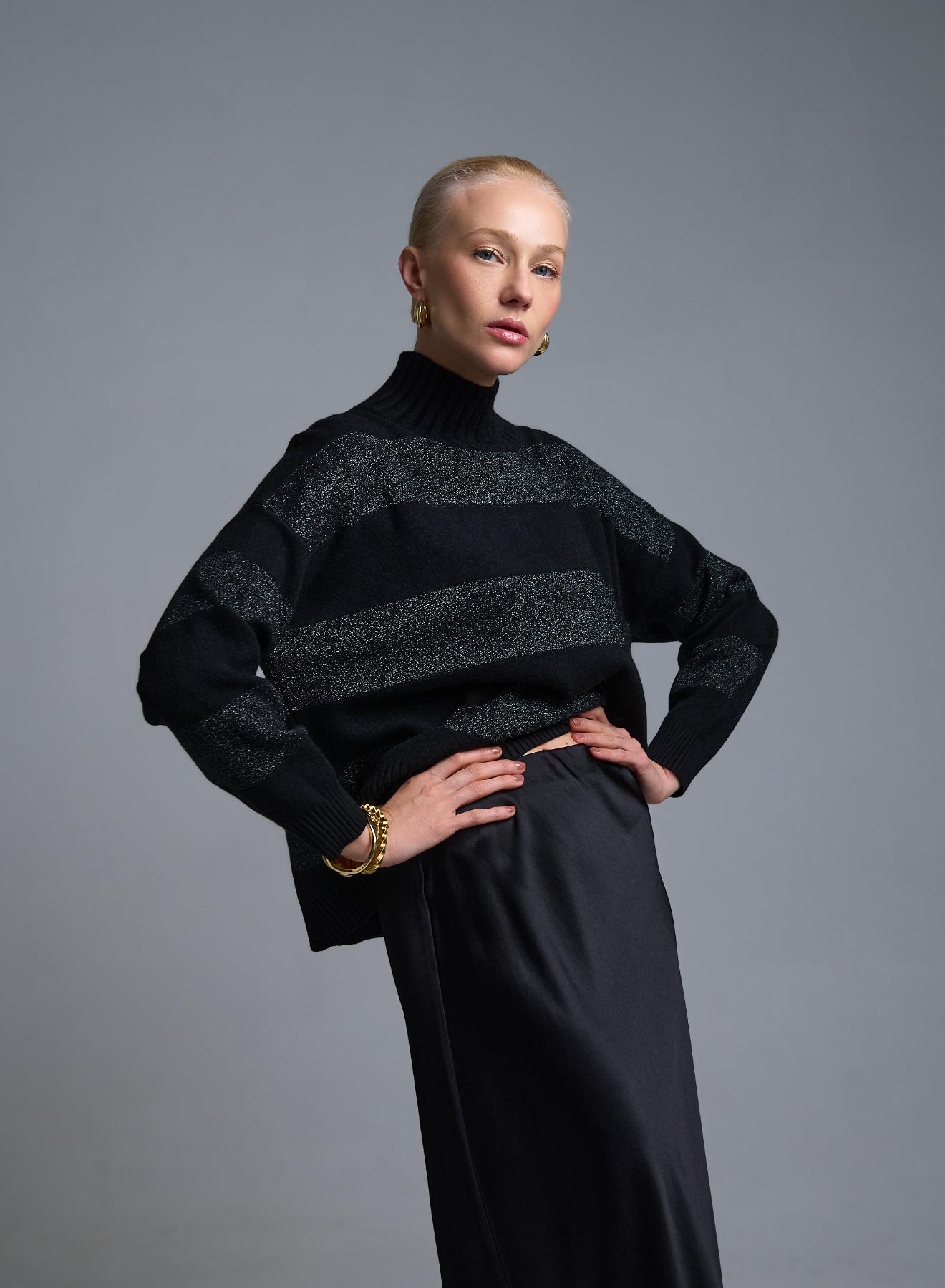 Μαύρο Πουλόβερ ημιζιβάγκο με φαρδιές λούρεξ ρίγες Valentina Milano - 2