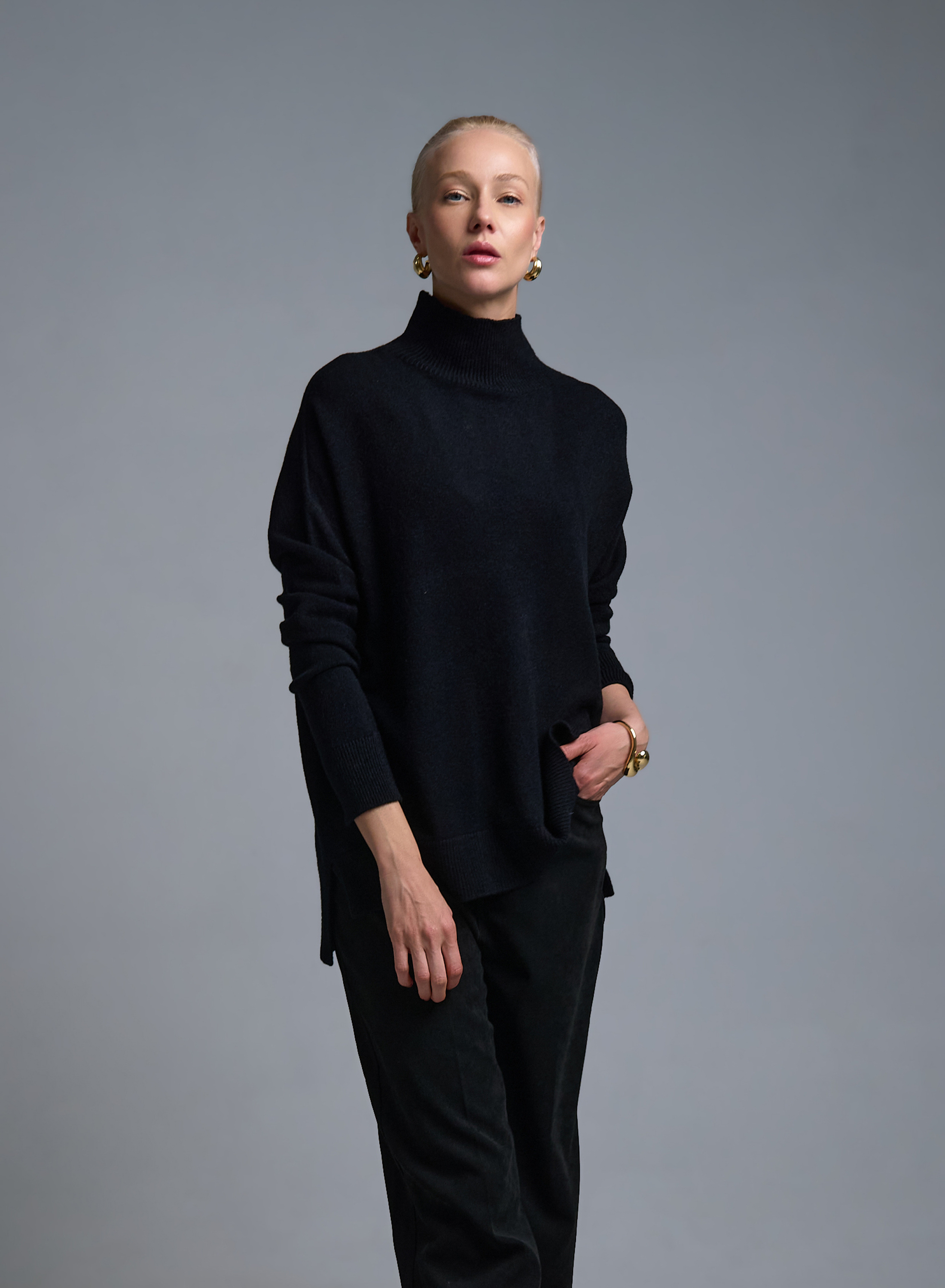 Μαύρο Πουλόβερ ζιβάγκο Valentina Milano - 1