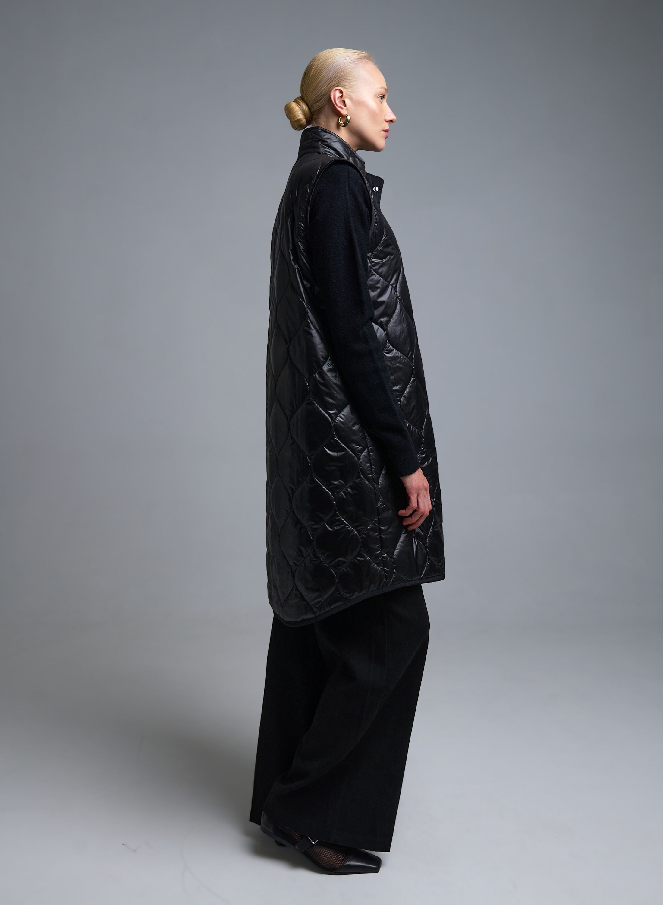 Μαύρο αμάνικο Μπουφάν με επένδυση Milla - 4
