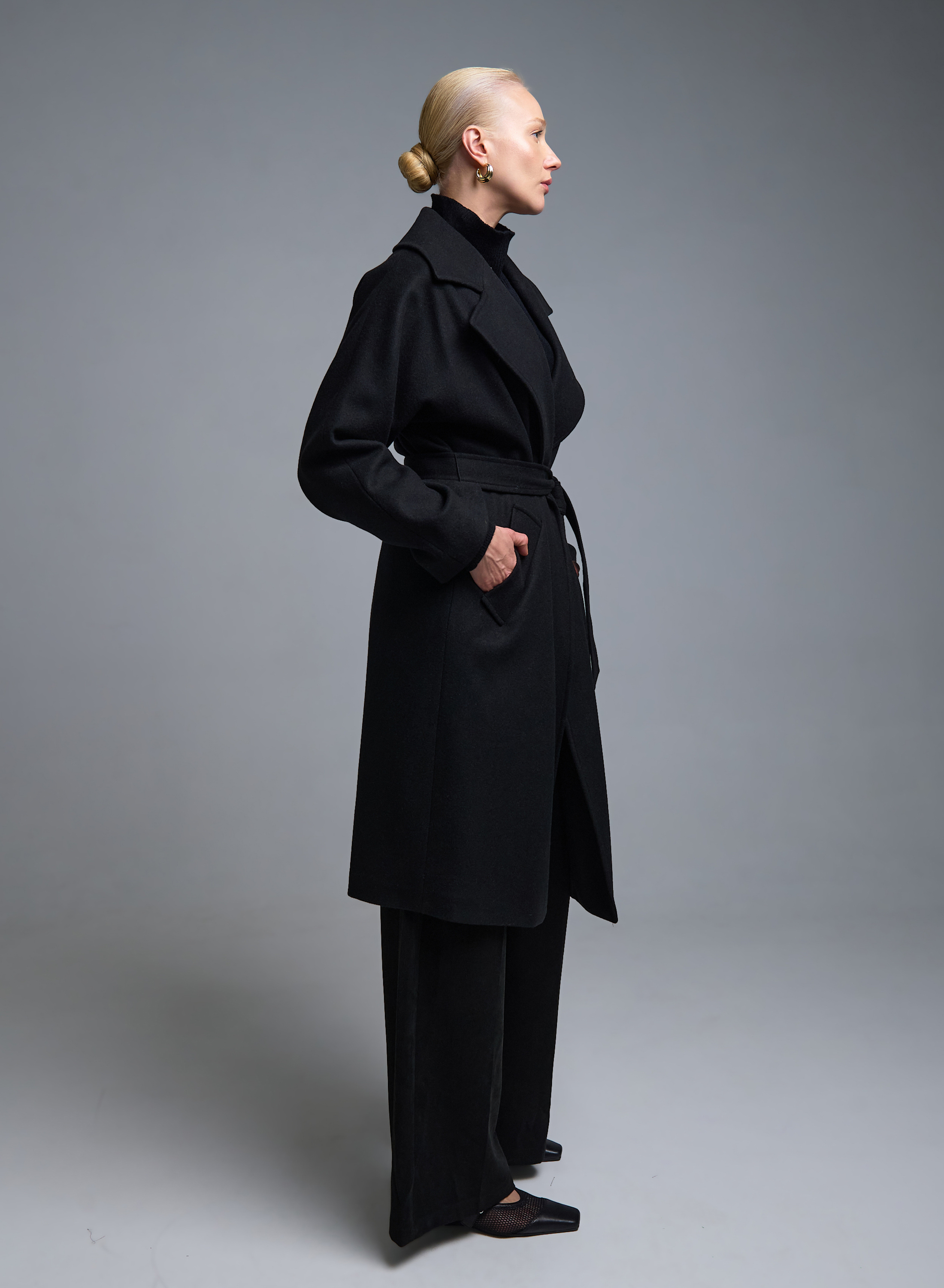 Μαύρο Παλτό με ζώνη Motel - 3