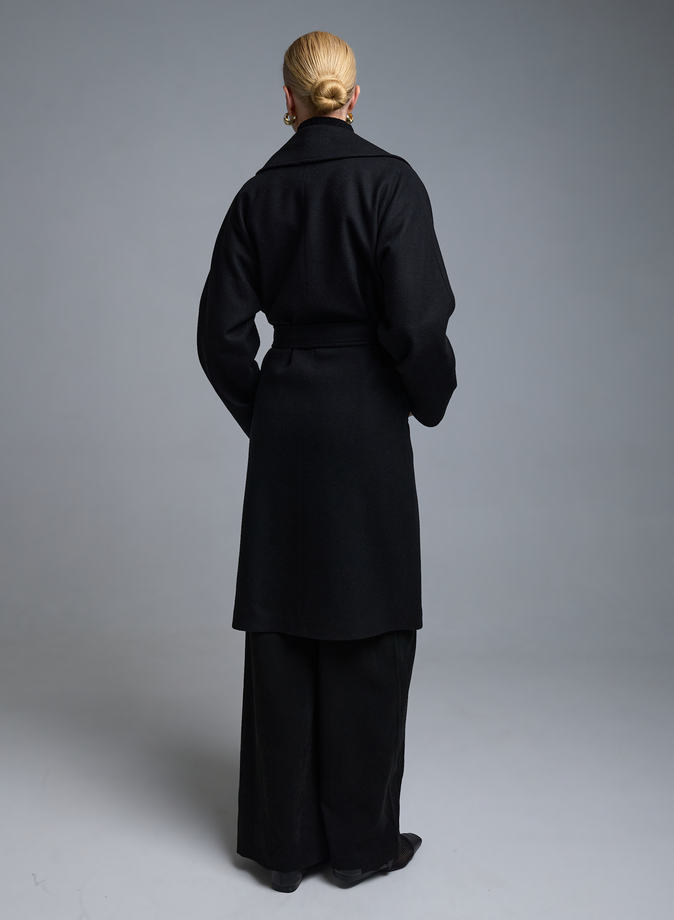 Μαύρο Παλτό με ζώνη Motel - 4