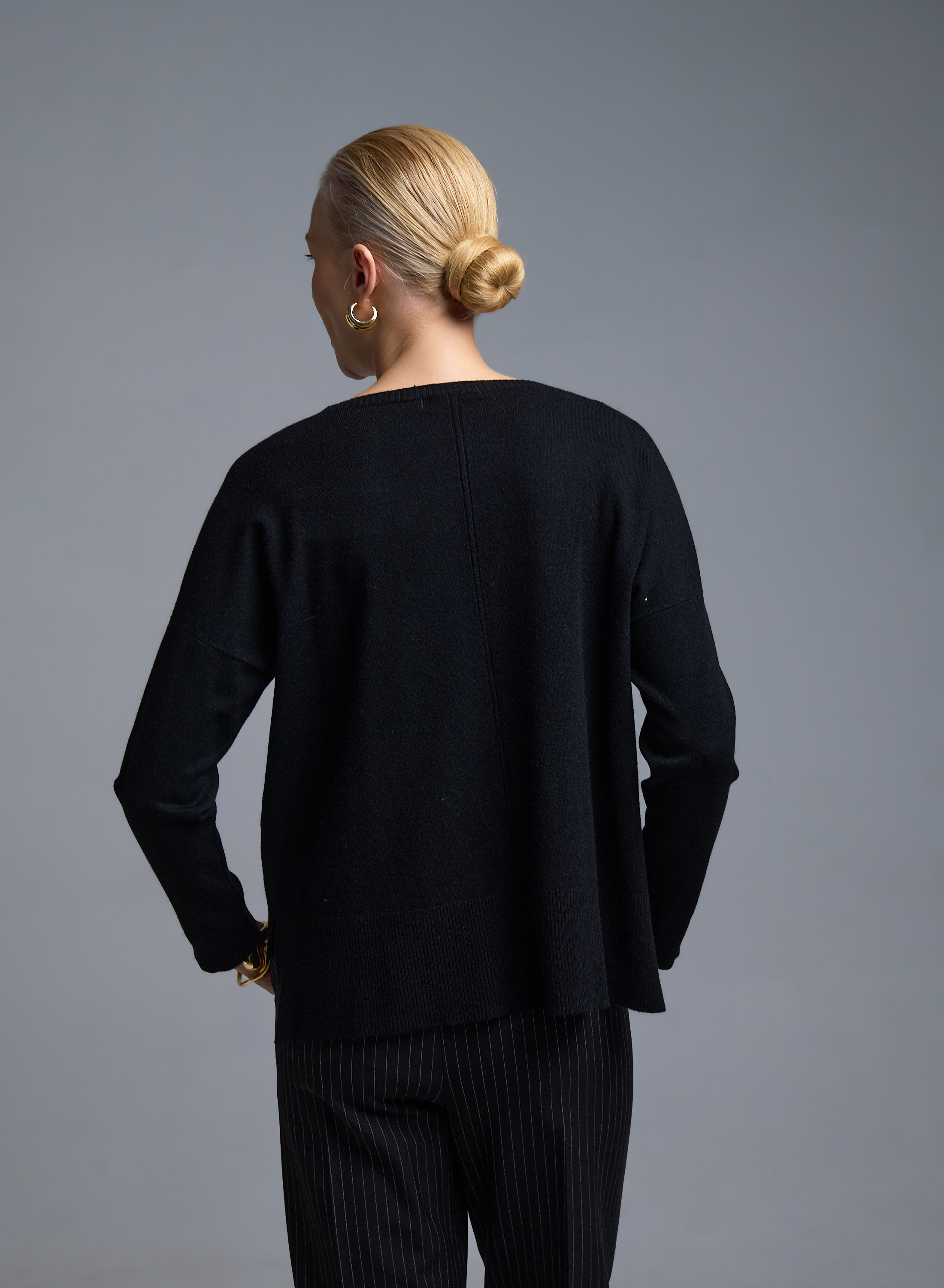 Black round neck Sweater Valentina Milano - 4