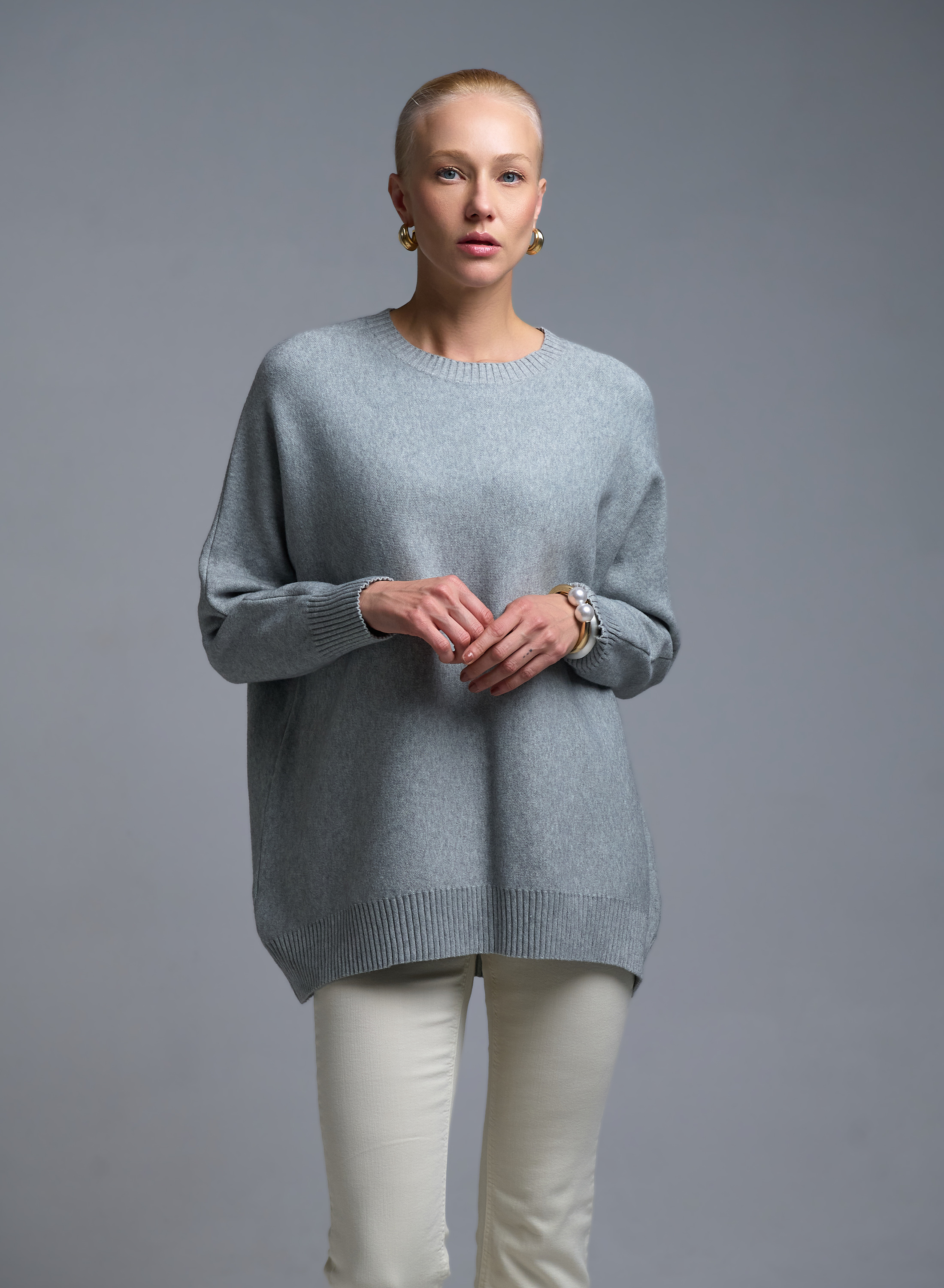 Γκρι Πουλόβερ σε χαλαρή γραμμή Valentina Milano - 1