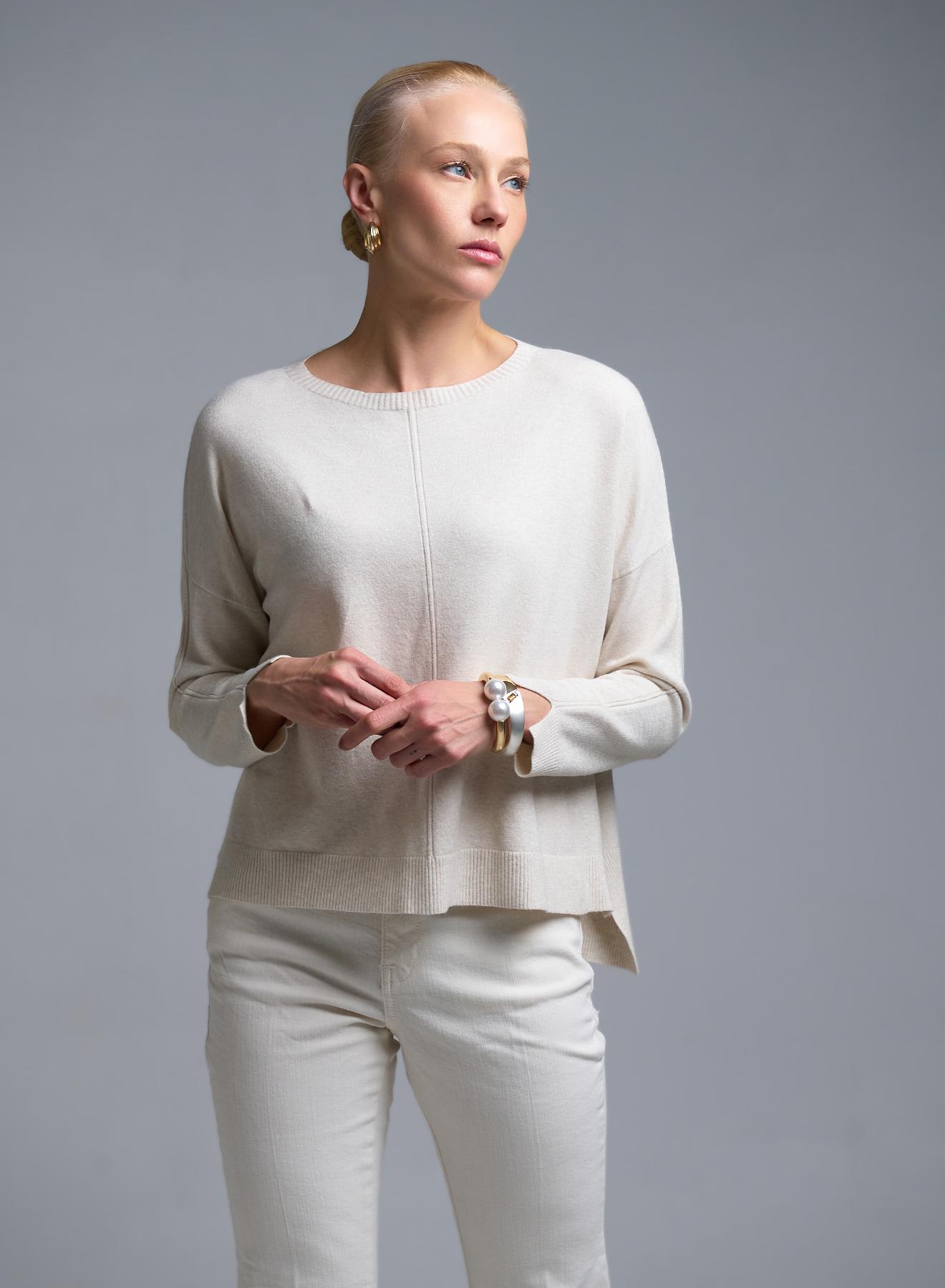 Εκρού Πουλόβερ με στρογγυλή λαιμόκοψη Valentina Milano - 1