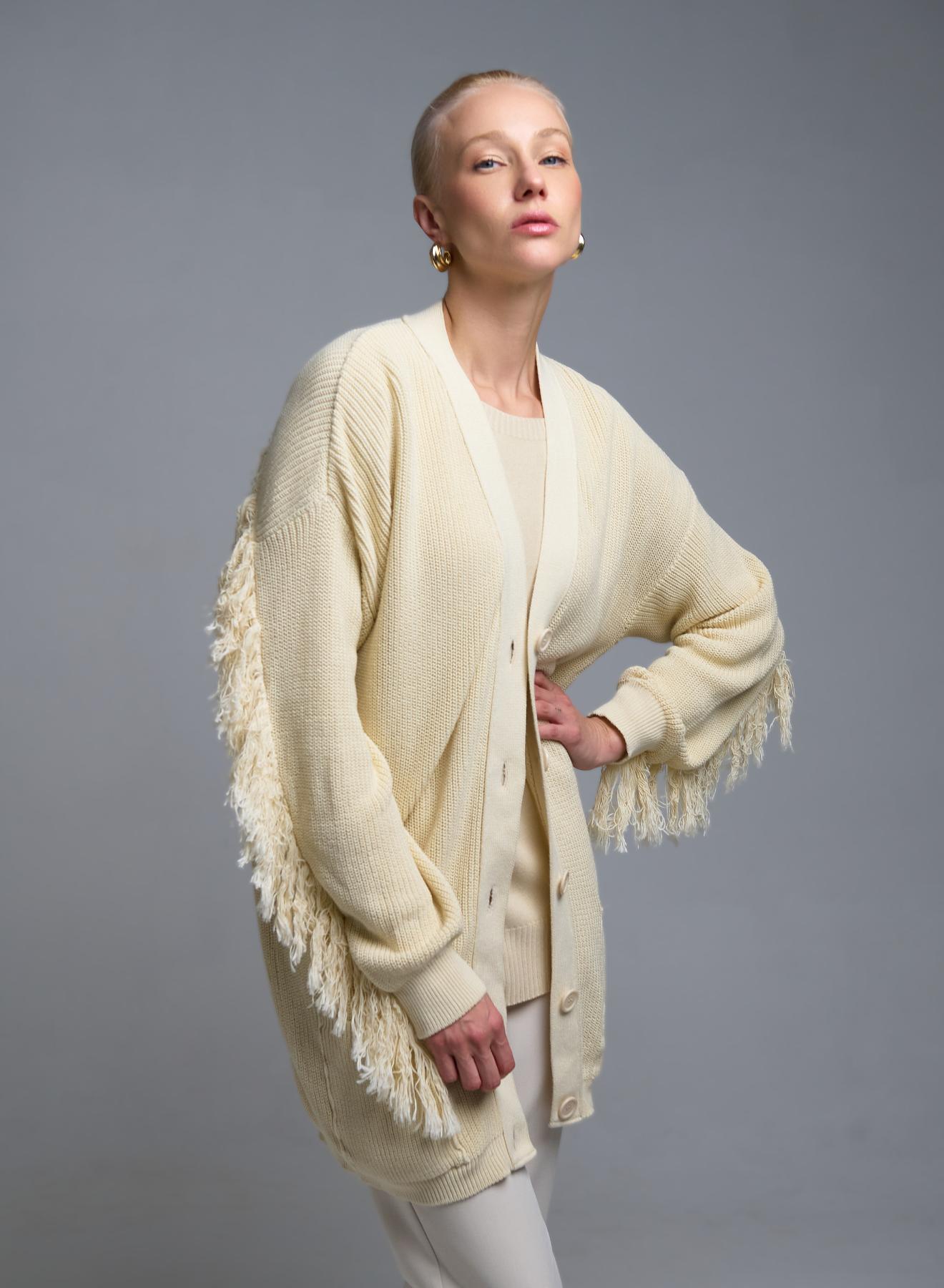 Βανίλια πλεκτή Ζακέτα με κρόσια και με εξωτερικές τσέπες μπροστά Kontatto - 1