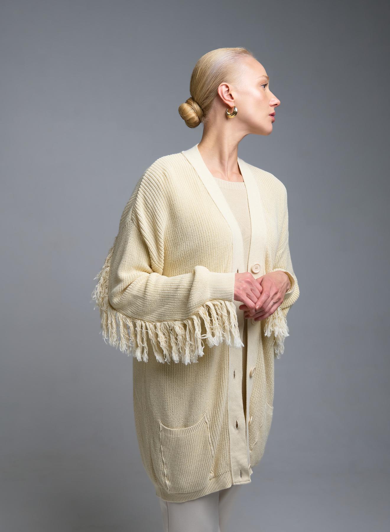 Βανίλια πλεκτή Ζακέτα με κρόσια και με εξωτερικές τσέπες μπροστά Kontatto - 3