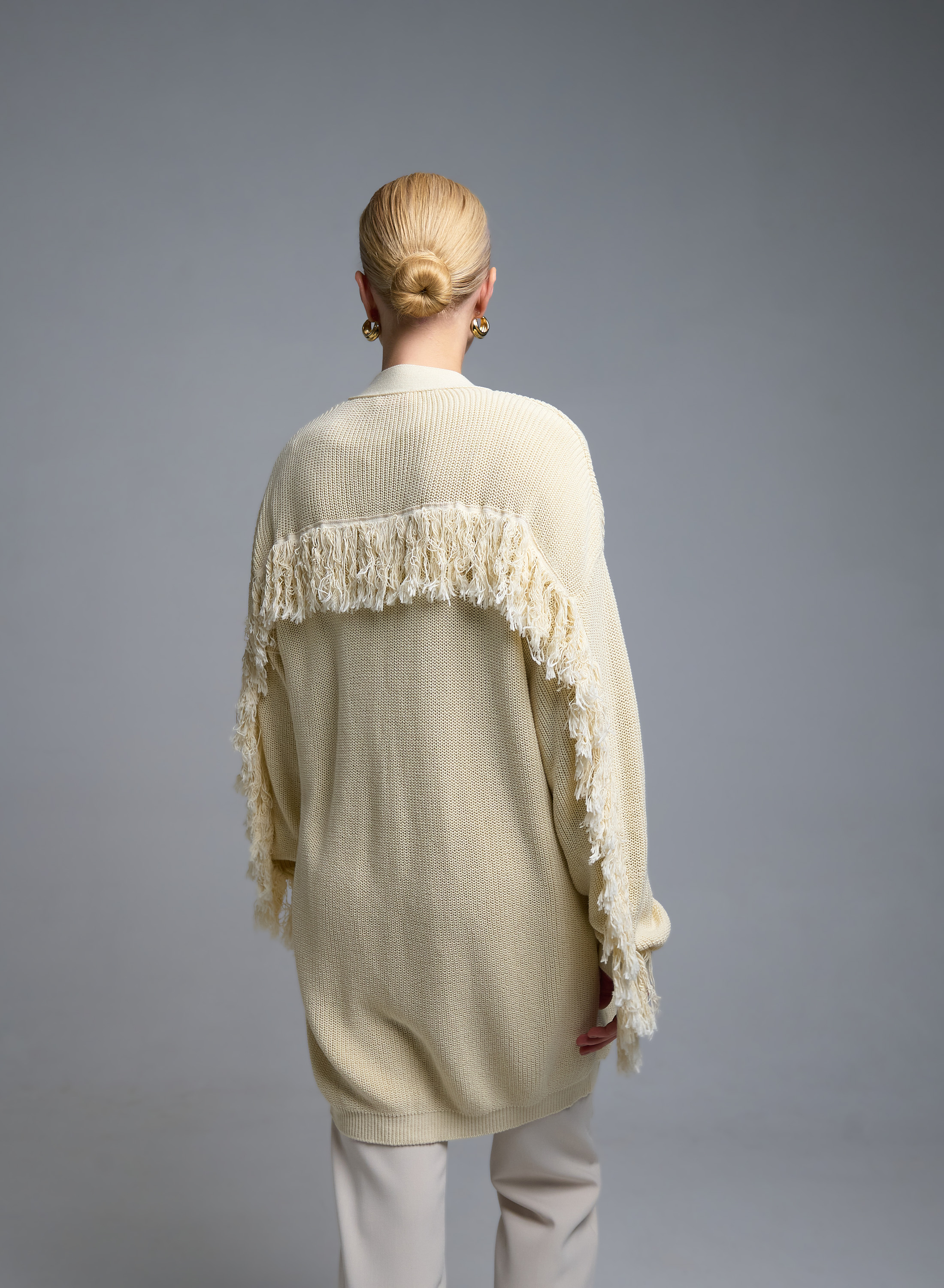 Βανίλια πλεκτή Ζακέτα με κρόσια και με εξωτερικές τσέπες μπροστά Kontatto - 5