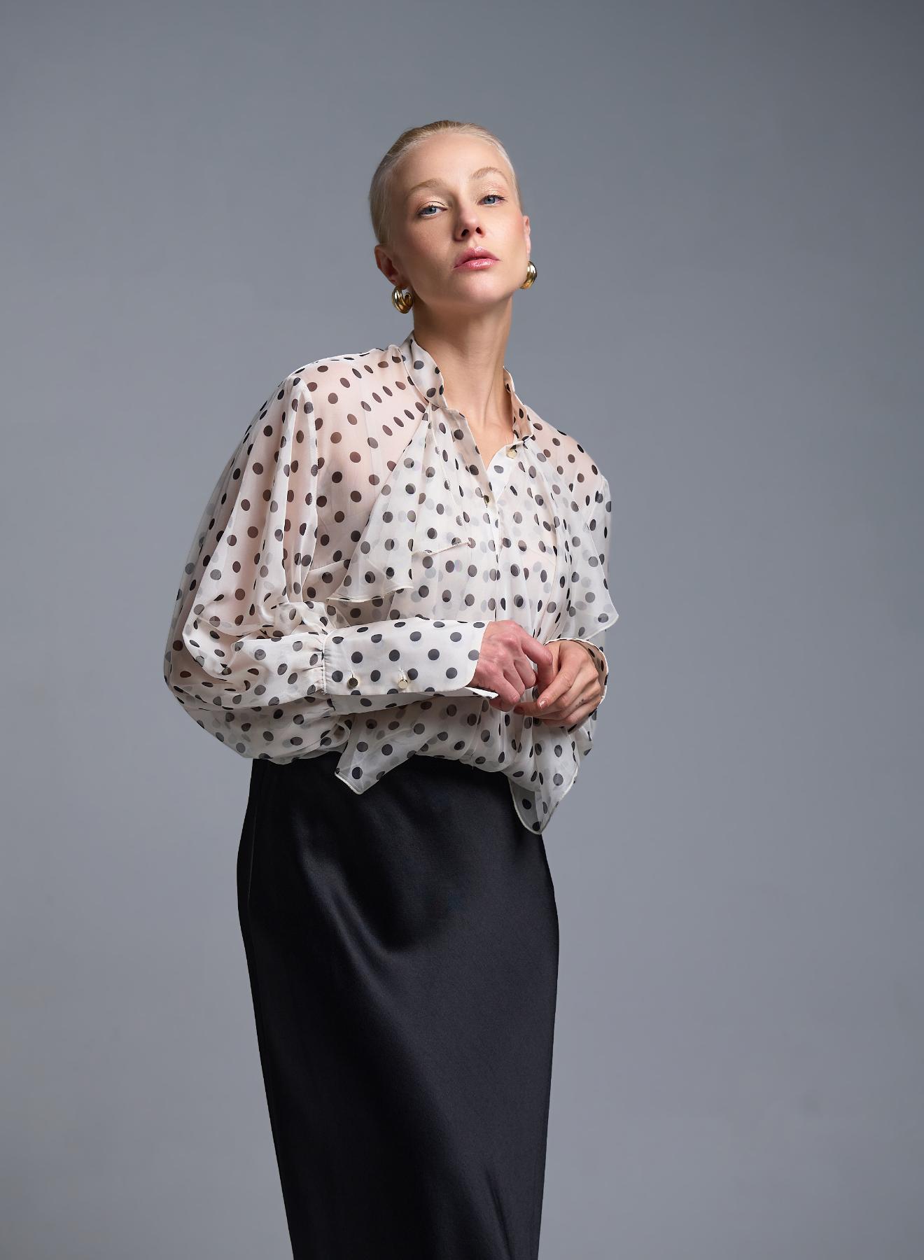 Ecru-Black polka dot Shirt with ruffles and with Mao collar Imperial - 3
