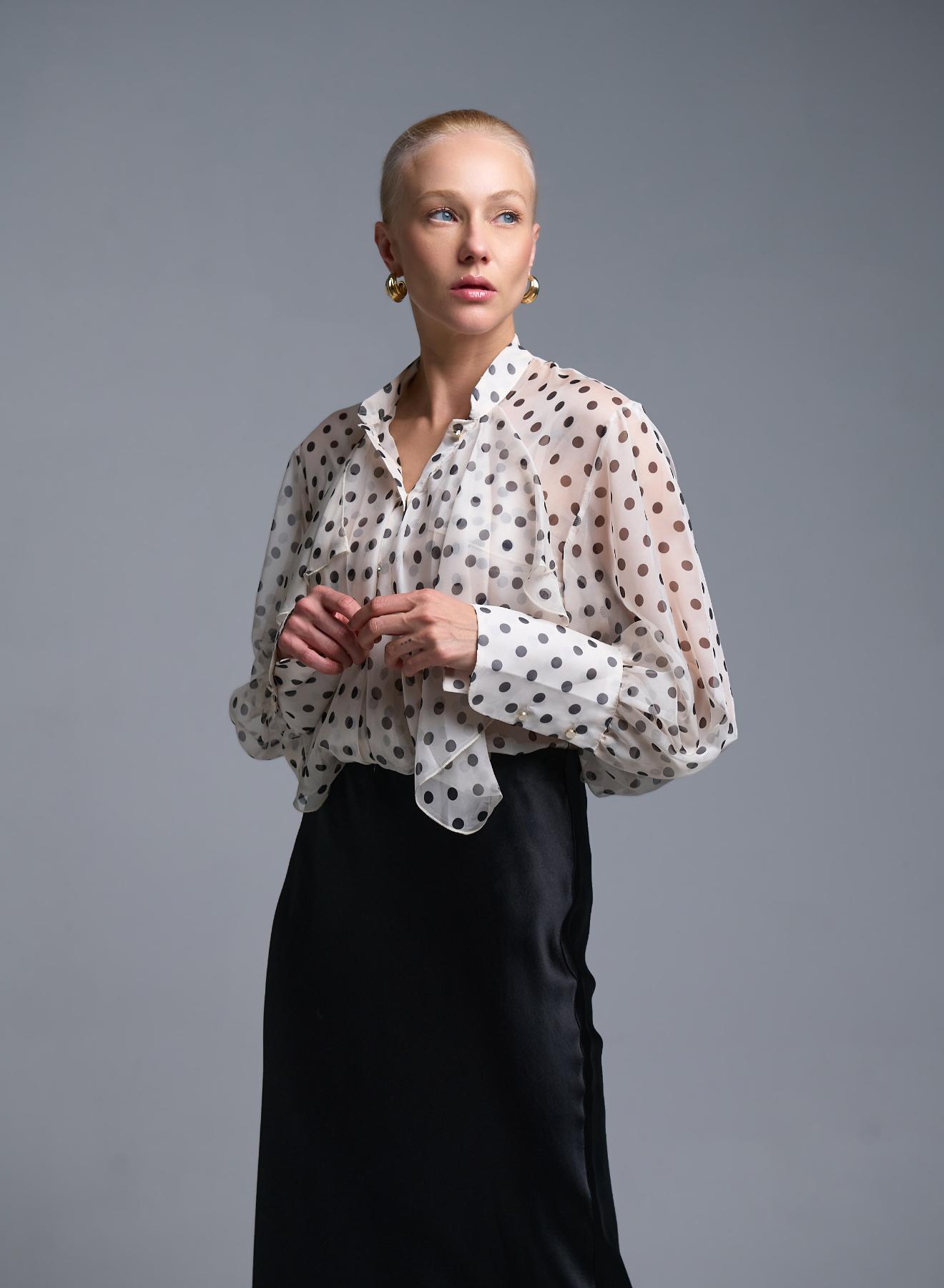Ecru-Black polka dot Shirt with ruffles and with Mao collar Imperial - 4
