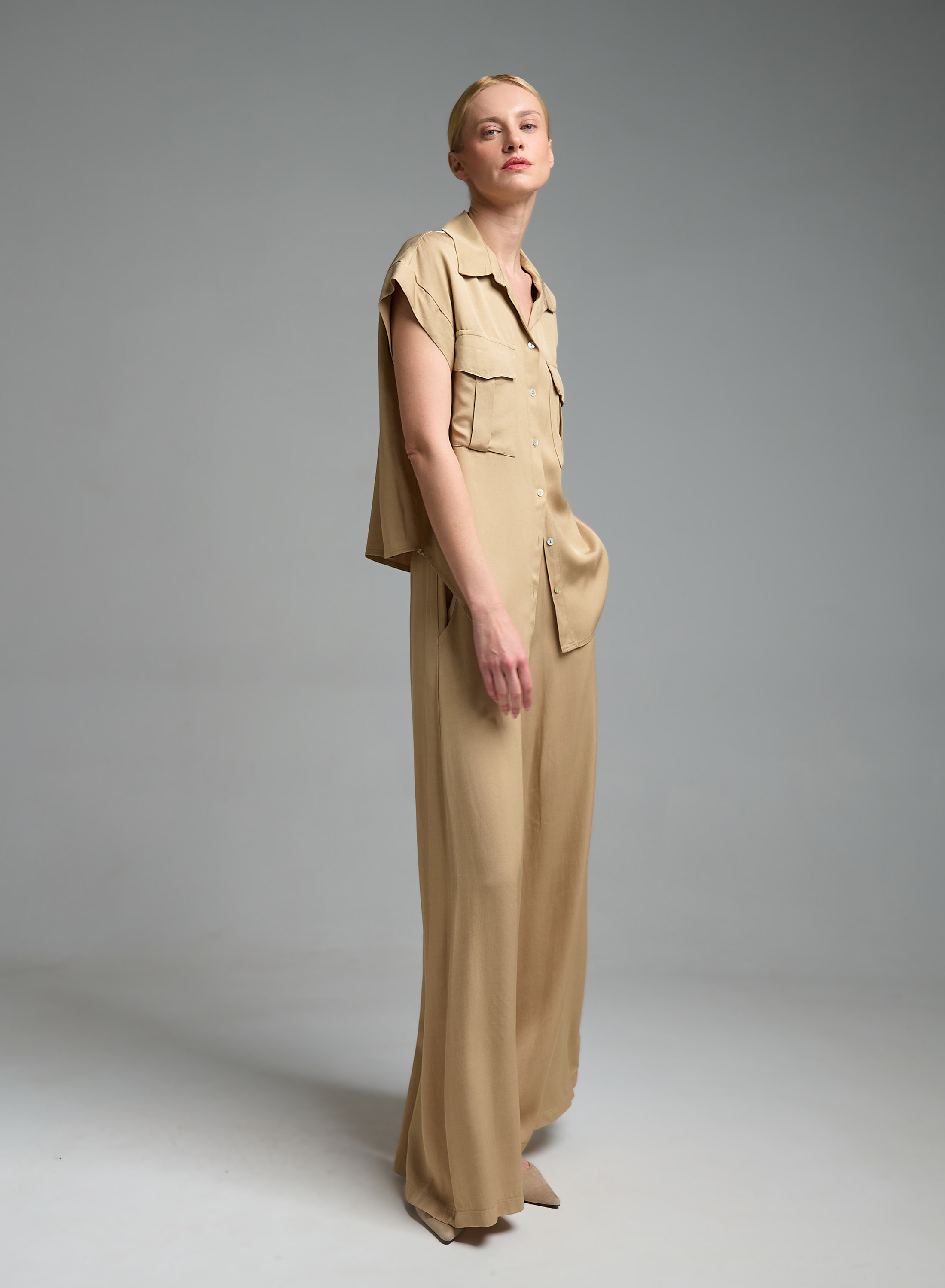 Μπεζ wide legs Παντελόνι με λάστιχο πίσω στη μέση Eco - 1