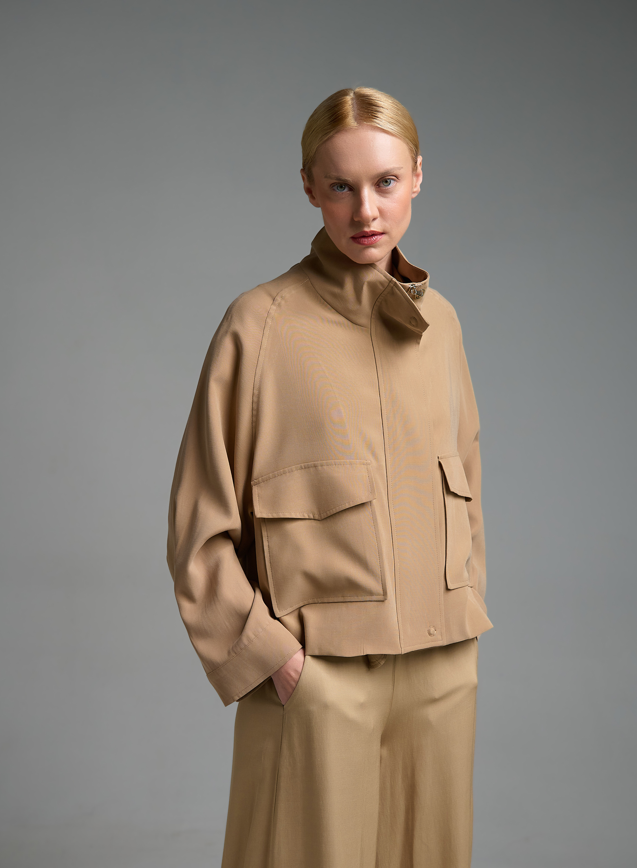 Μπεζ Μπουφάν με εξωτερικές τσέπες μπροστά Eco - 1