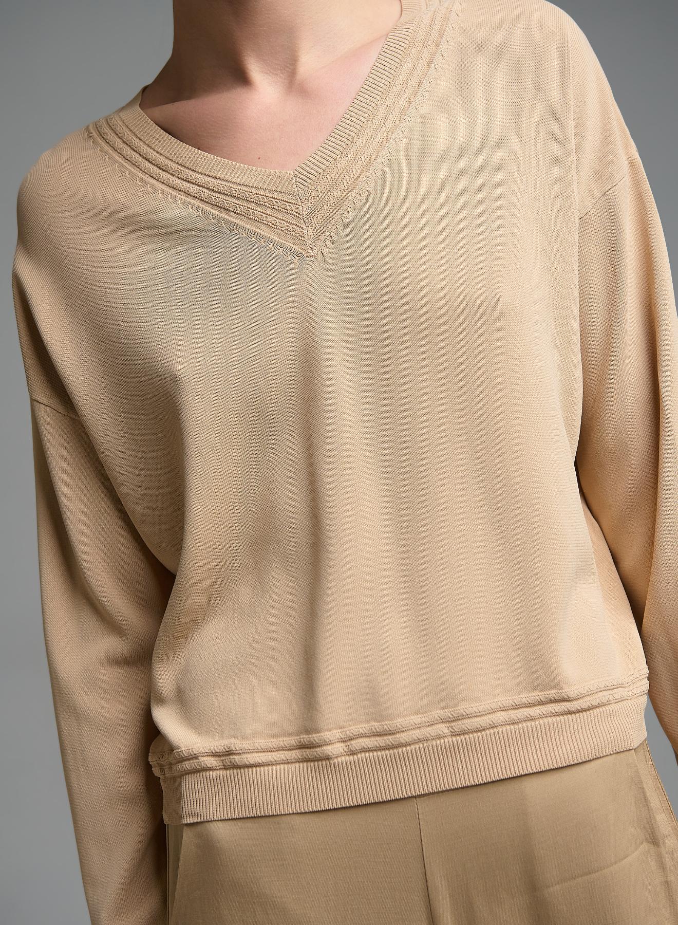 Beige Sweater with V neckline and with textured details Valentina Milano - 4