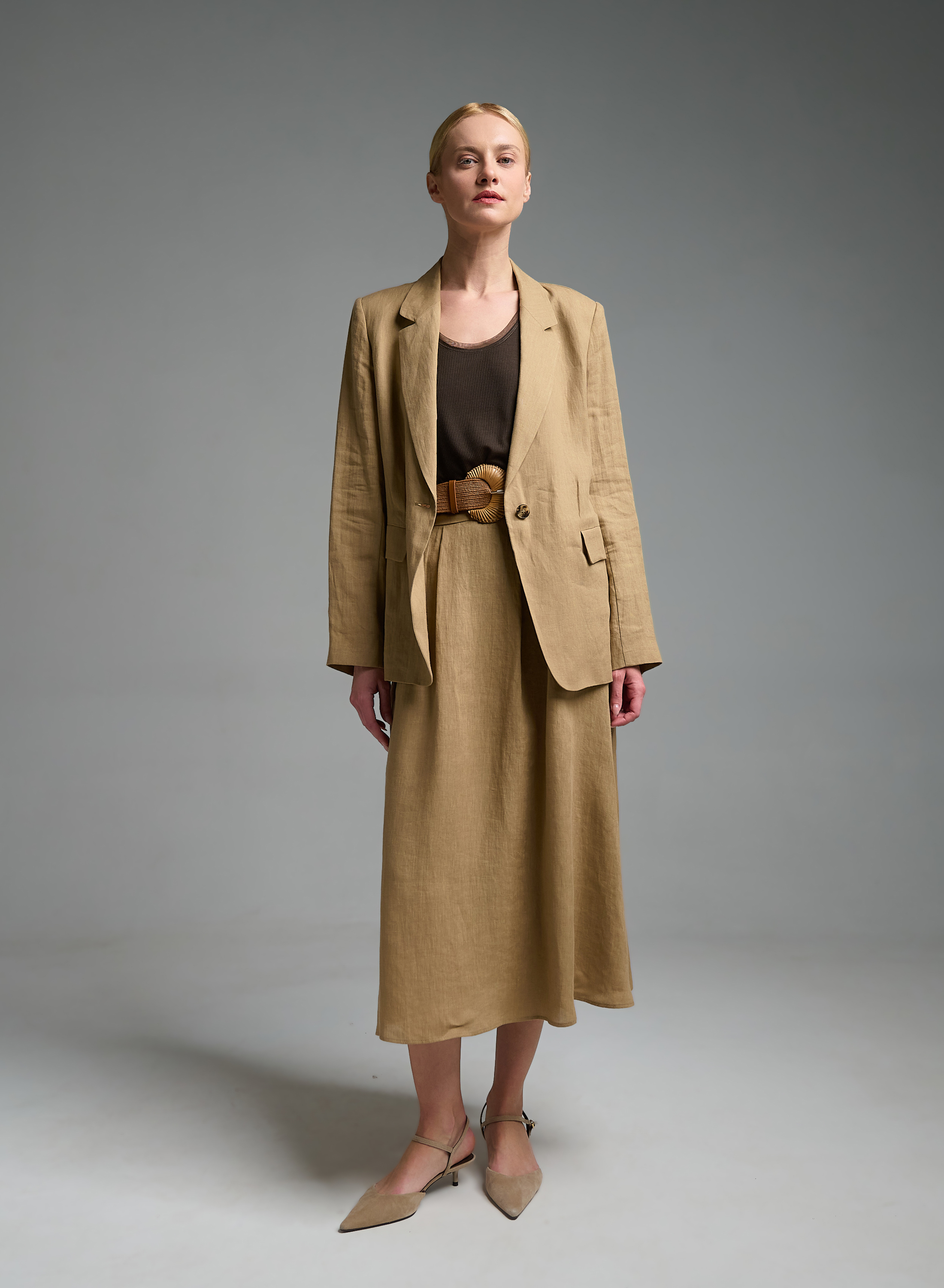 Κάμελ λινό Σακάκι Τζιν με ένα κουμπί Emme Marella - 8