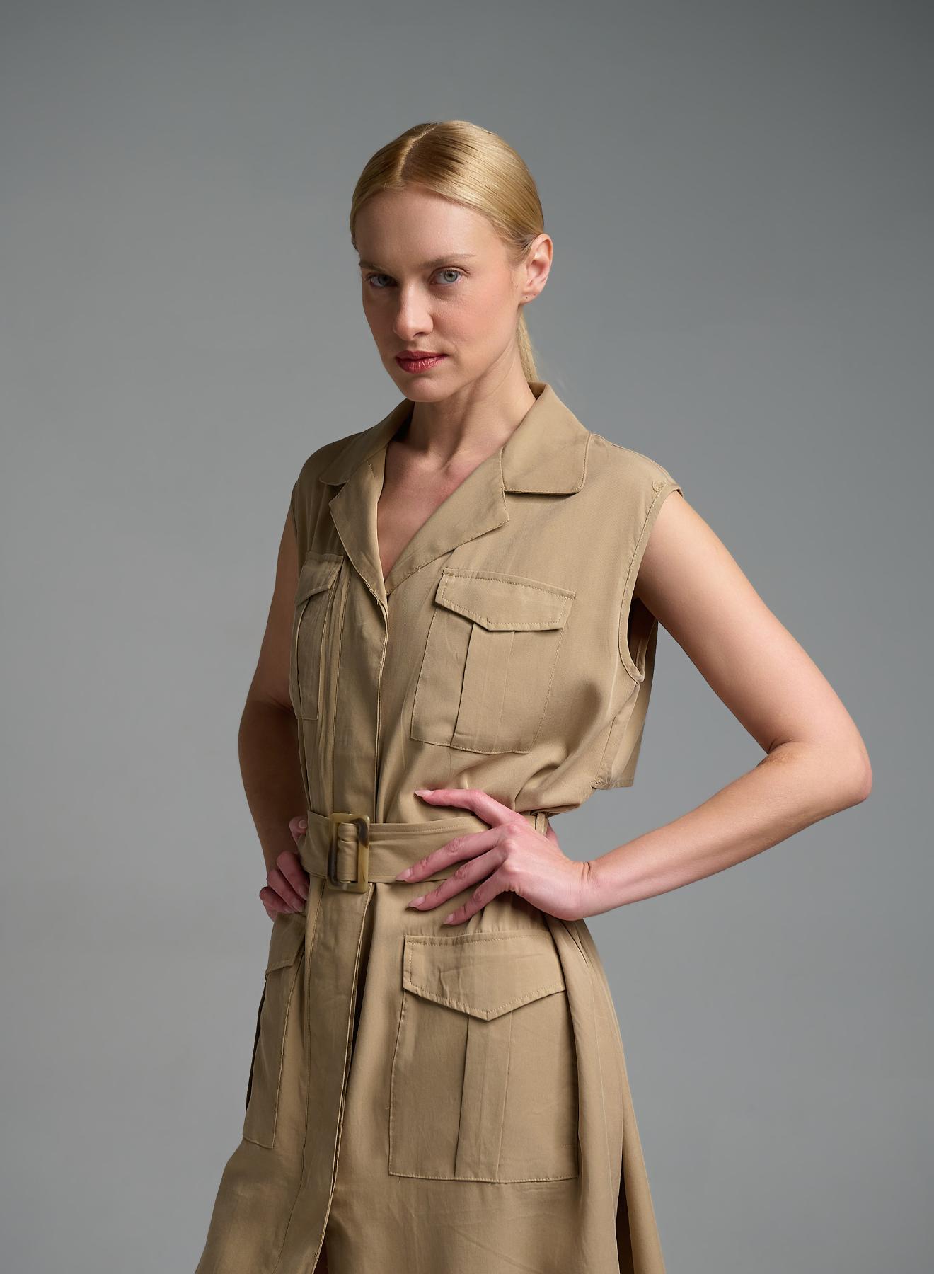 Μπεζ αμάνικο σεμιζιέ Φόρεμα με εξωτερικές τσέπες και με ζώνη Valentina Milano - 5