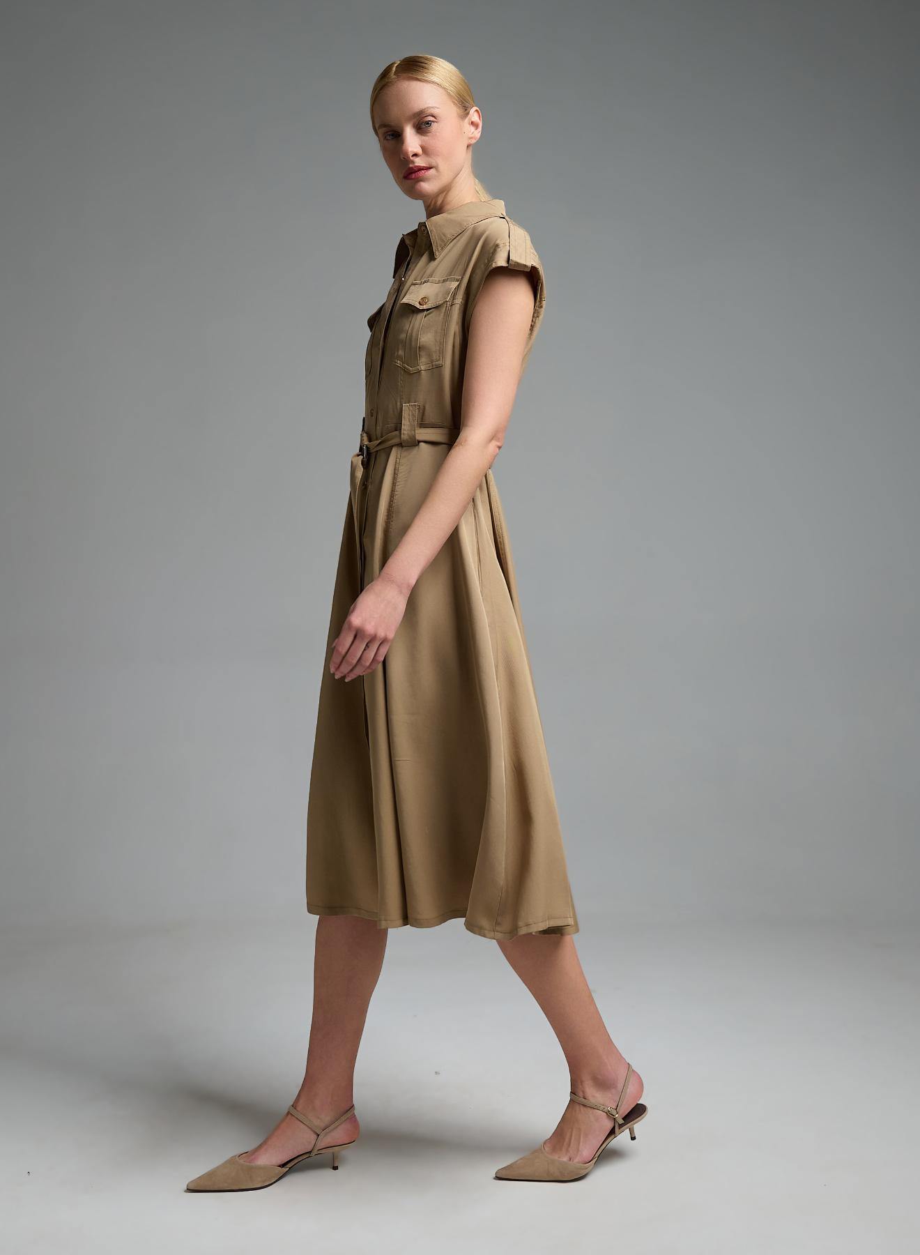 Κάμελ αμάνικο σεμιζιέ Φόρεμα με εξωτερικές τσέπες και με ζώνη Valentina Milano - 4