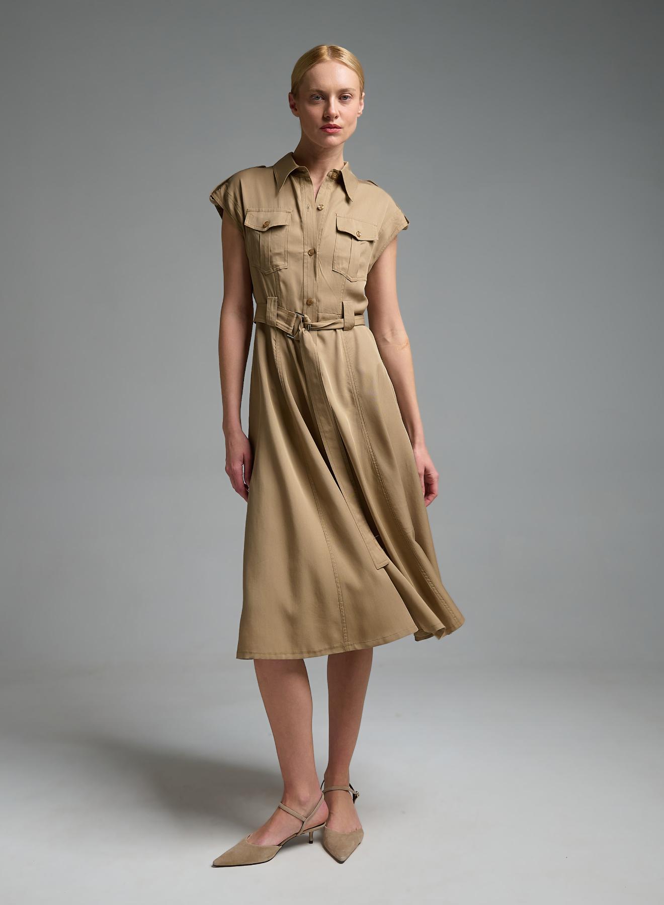 Κάμελ αμάνικο σεμιζιέ Φόρεμα με εξωτερικές τσέπες και με ζώνη Valentina Milano - 5