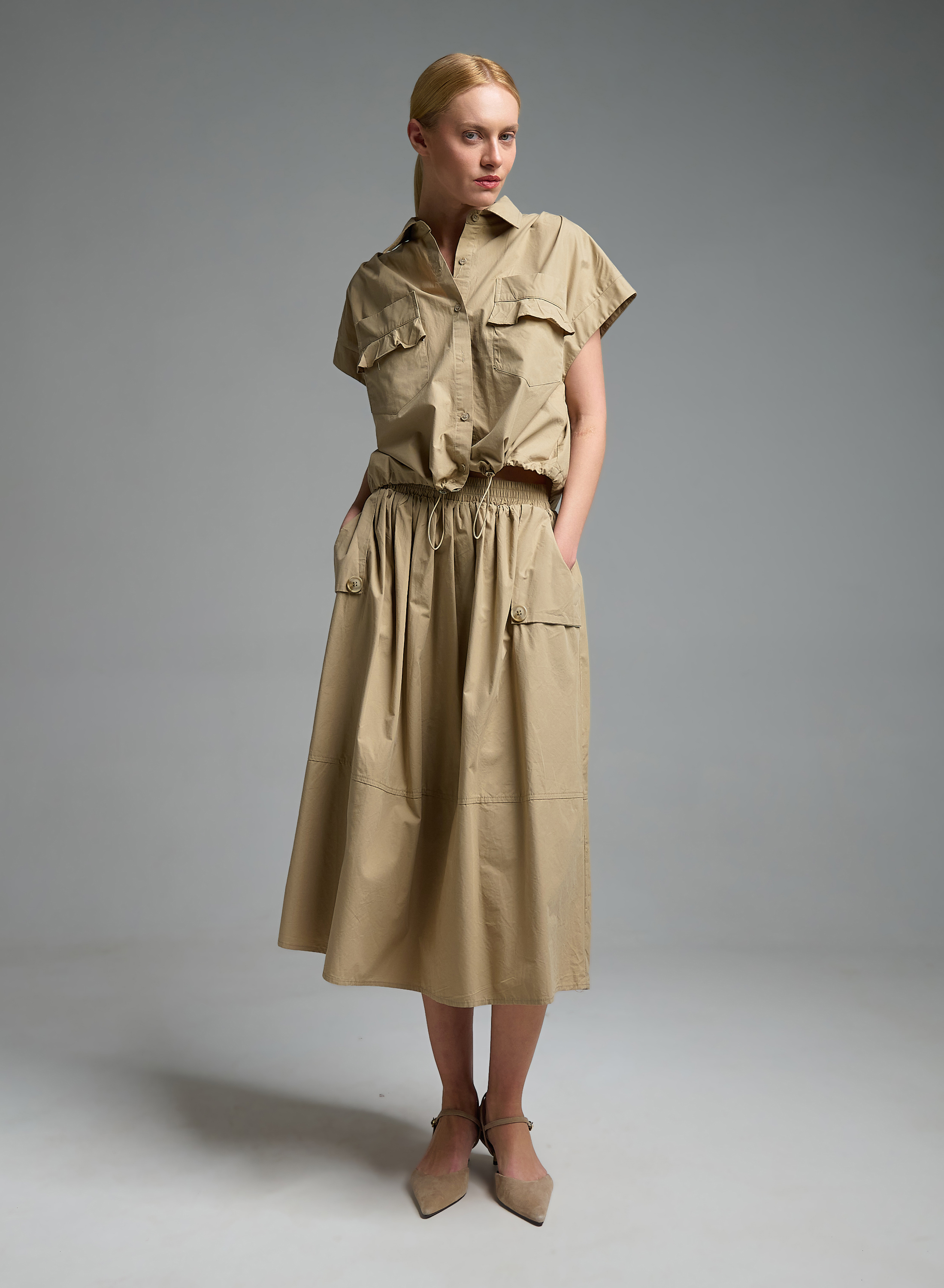 Μπεζ αμάνικο Πουκάμισο με λάστιχο στο τελείωμα Valentina Milano - 2