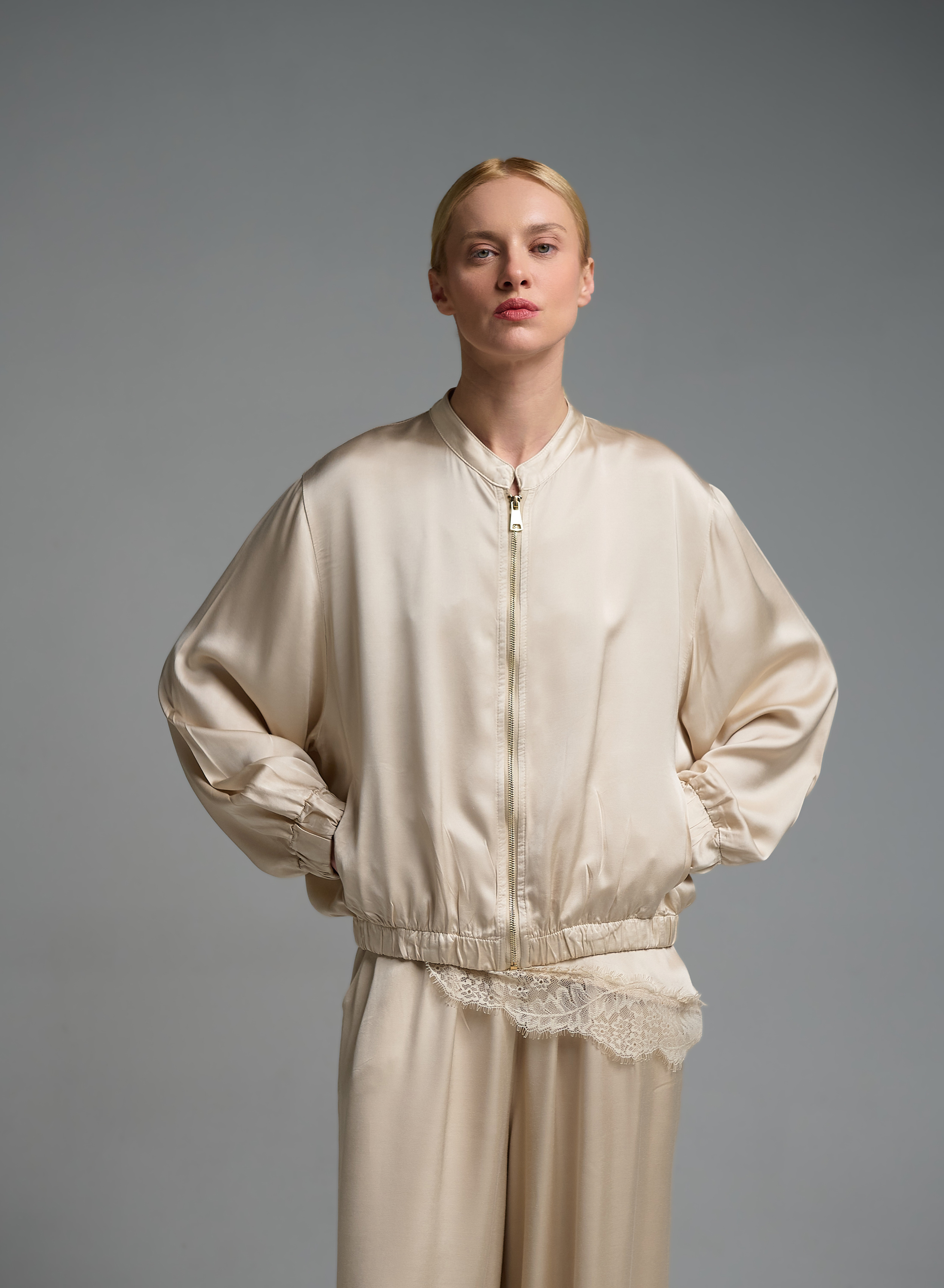 Εκρού silky touch Μπουφάν bomber Valentina Milano - 1