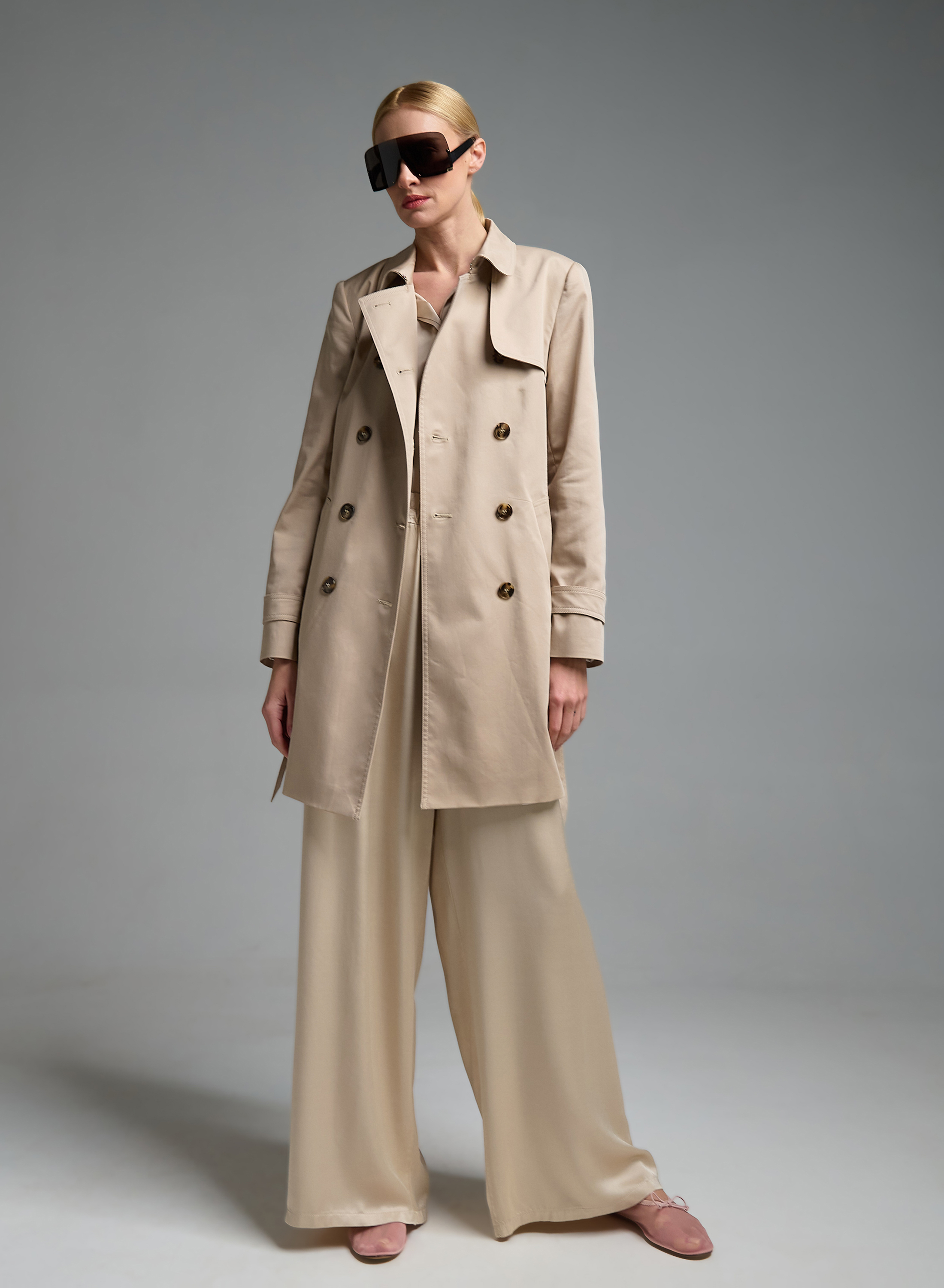 Μπεζ σταυροκούμπωτη Καμπαρντίνα με ζώνη Emme Marella - 1