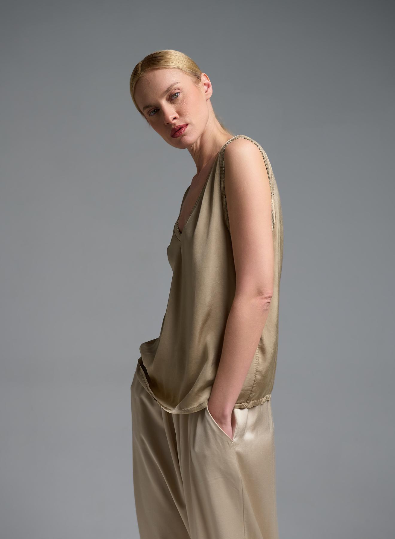 Χρυσό silky touch αμάνικο Τοπ με V λαιμόκοψη Valentina Milano - 3