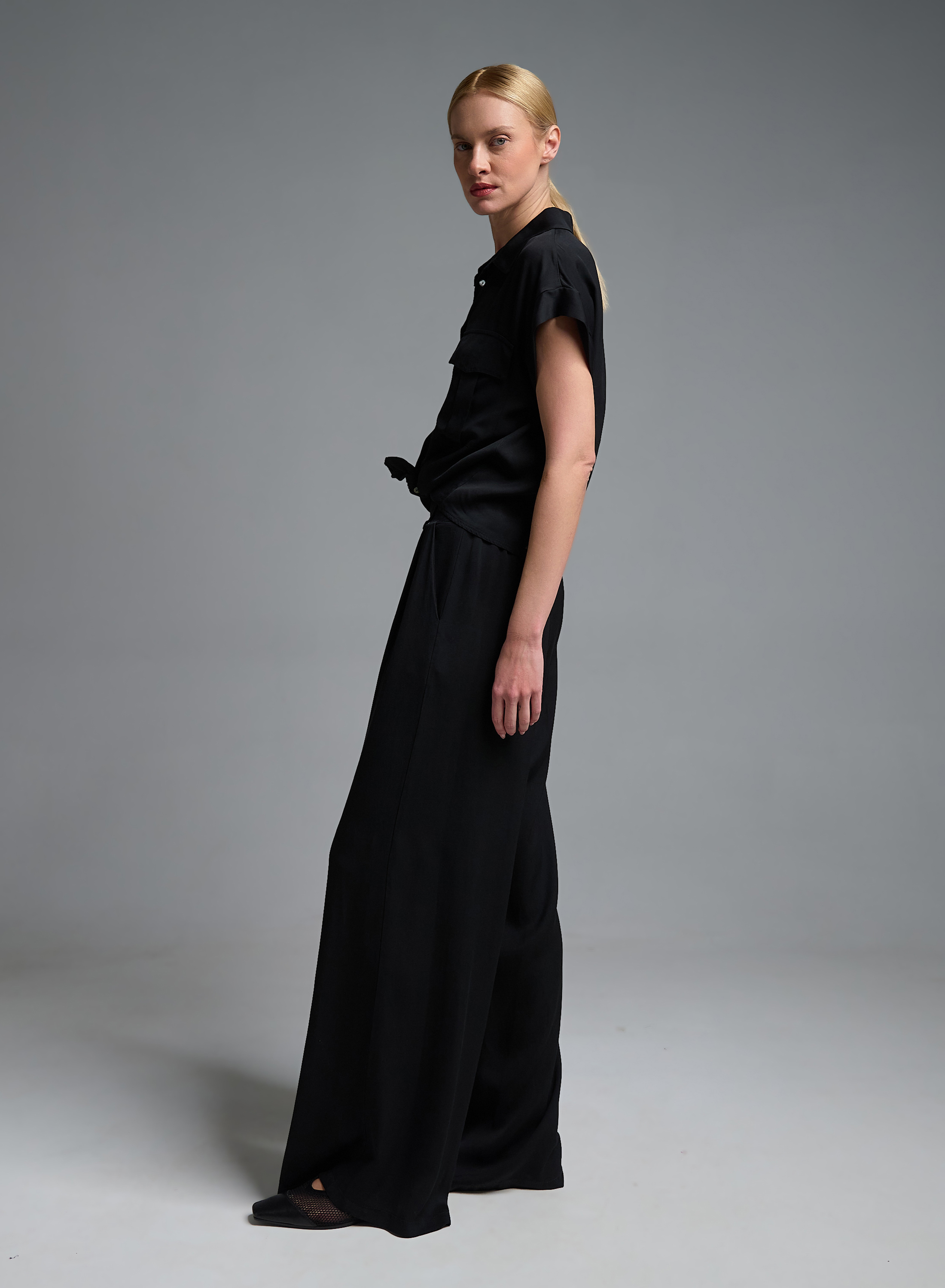 Black wide legs pleated Pants with elasticated rear waistband Eco - 3