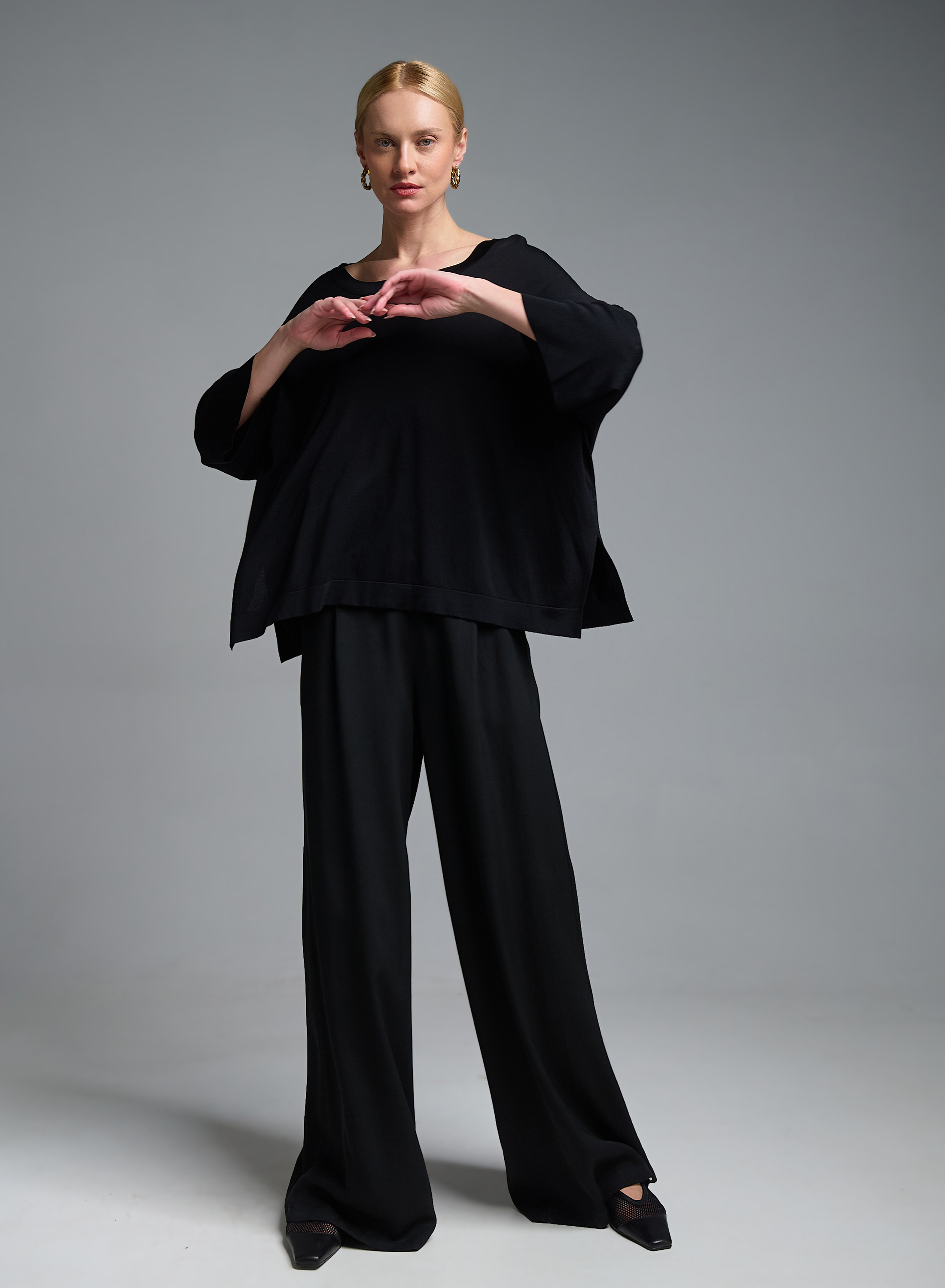 Μαύρη πλεκτή Μπλούζα με ανοίγματα στο πλάι και με τρία τέταρτα μανίκια Valentina Milano - 6