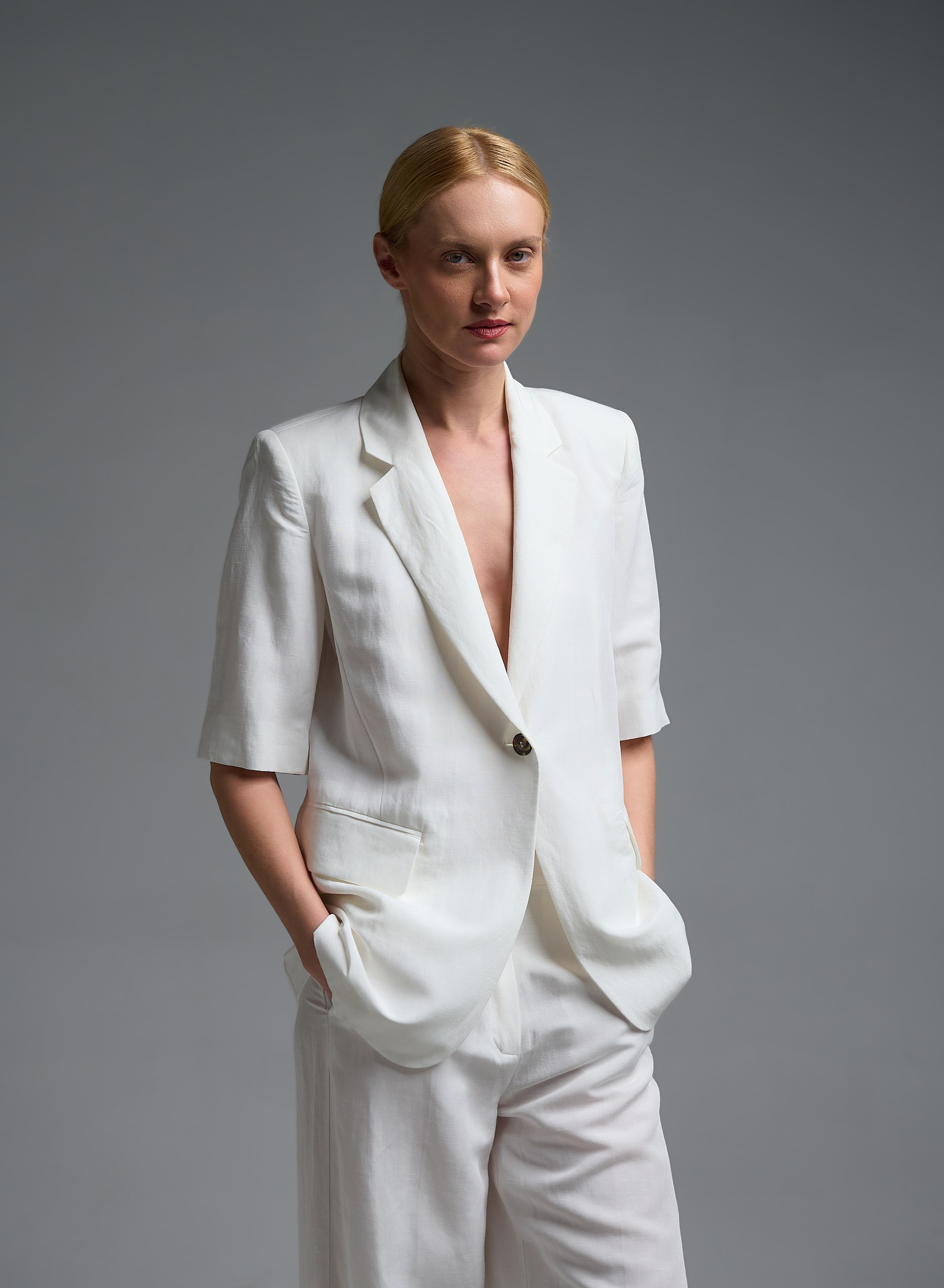 White short sleeved linen Jacket Emme Marella - 0