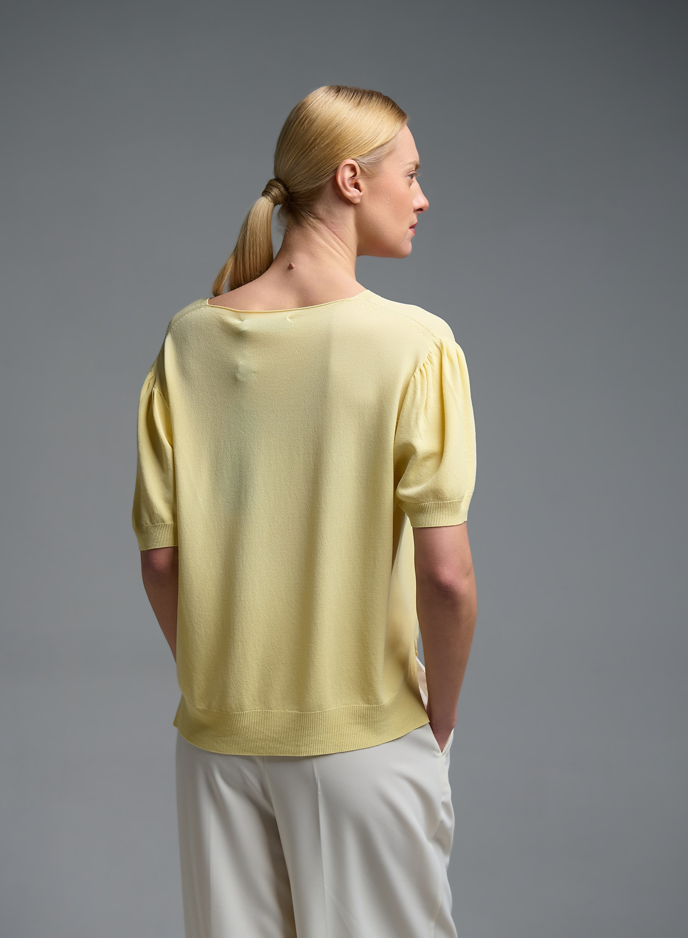 Yellow knitted Blouse with short sleeves and with V neckline Valentina Milano - 3