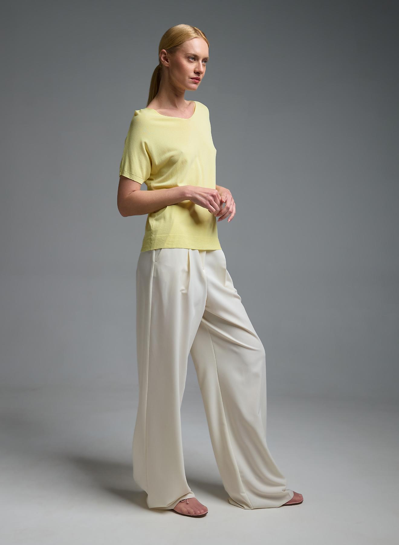 Κίτρινη πλεκτή Μπλούζα κοντά μανίκια και με V λαιμόκοψη Valentina Milano - 4