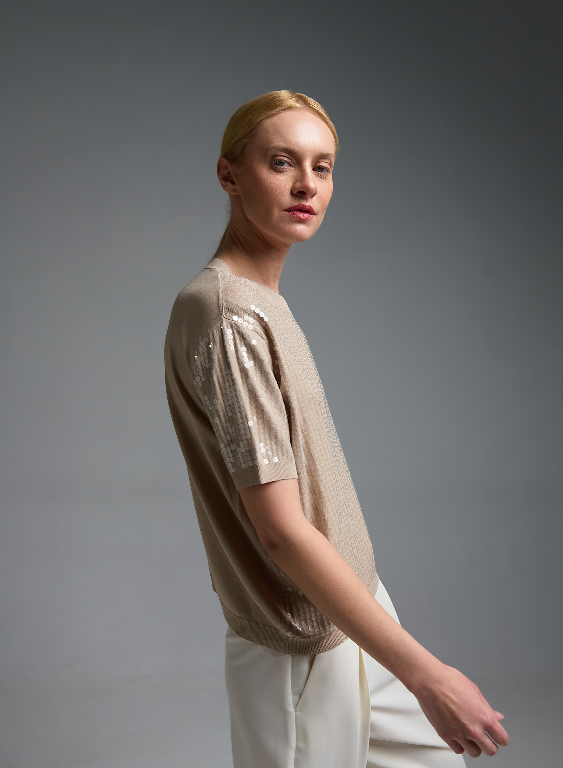 Μπεζ πλεκτή Μπλούζα με κοντά μανίκια και με παγιέτες Valentina Milano - 5