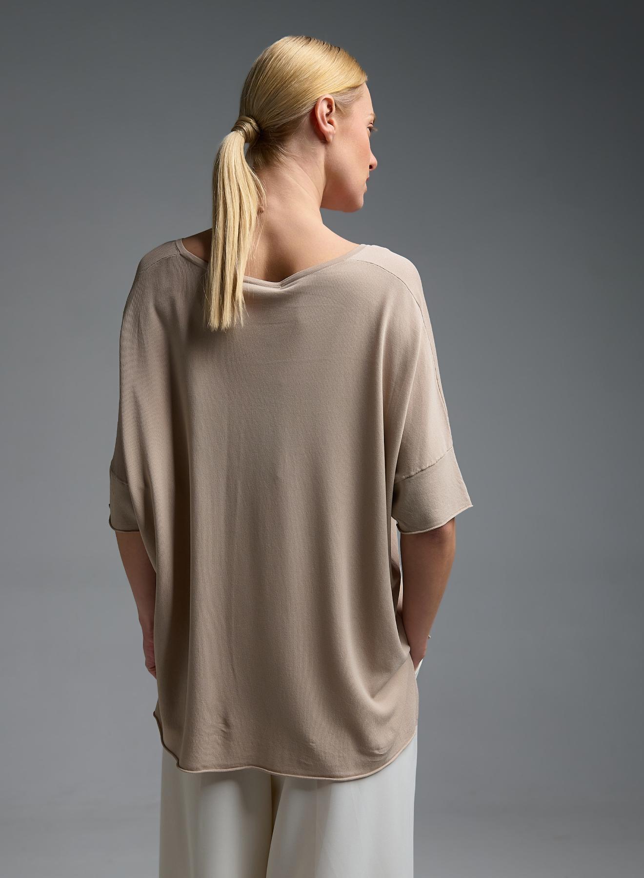 Taupe πλεκτή Μπλούζα loose fit με κοντά μανίκια, με V λαιμόκοψη και με ανοίγματα στο πλάι Valentina Milano - 5