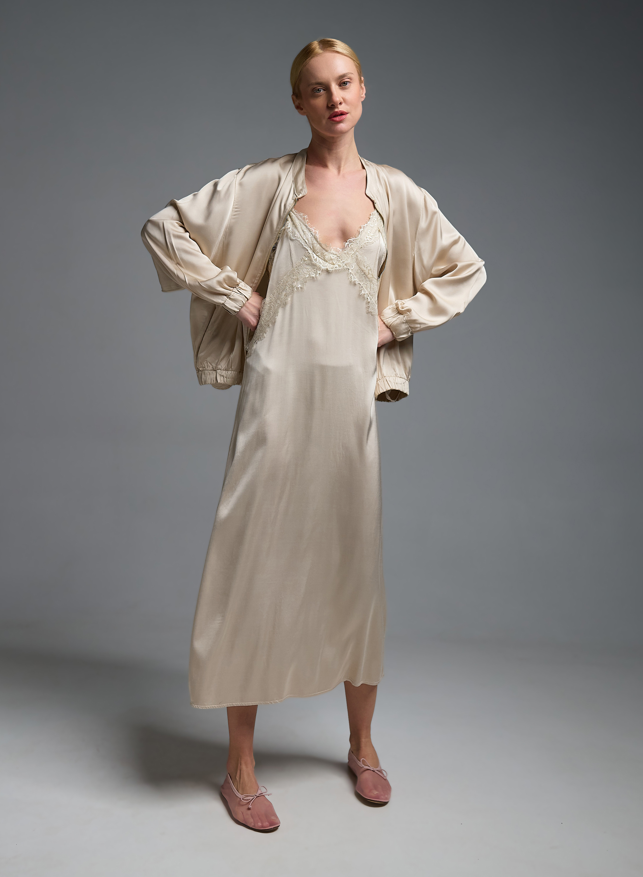 Ecru silky touch Dress with straps and with lace details Valentina Milano - 5