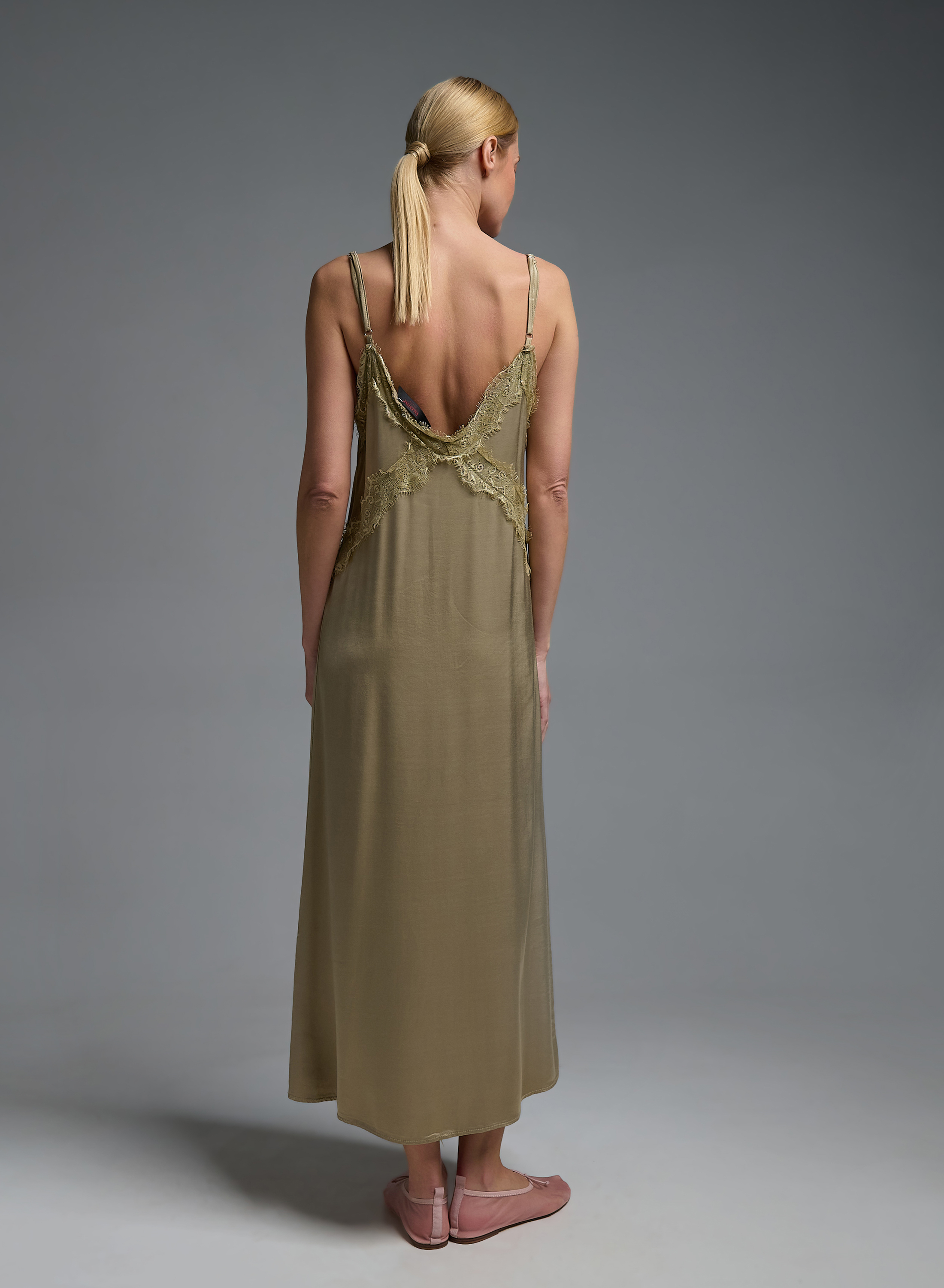 Golden silky touch Dress with straps and with lace details Valentina Milano - 4
