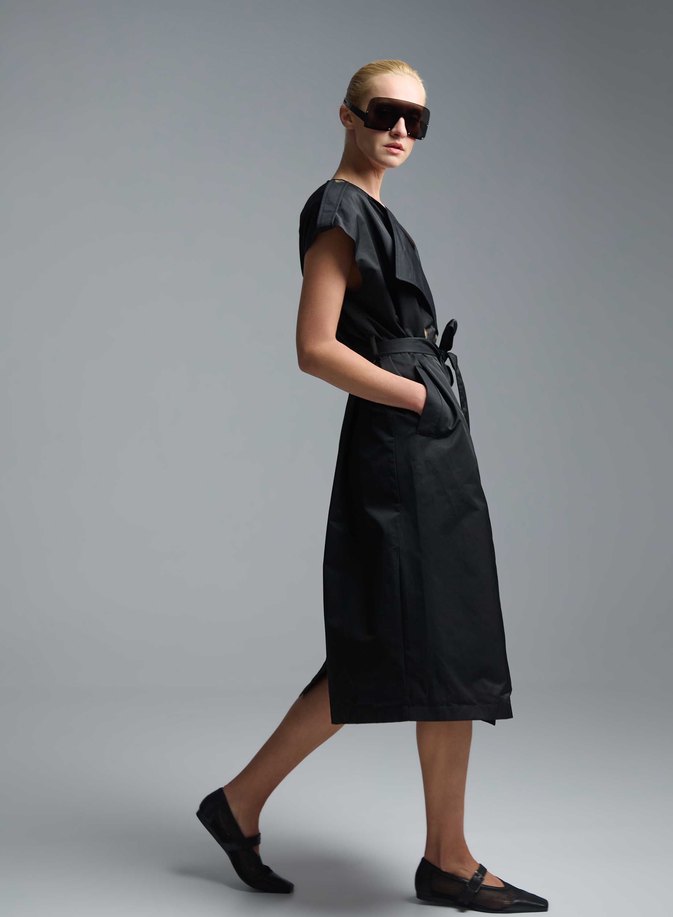 Black sleeveless double breasted Dress with belt C-Blue - 4