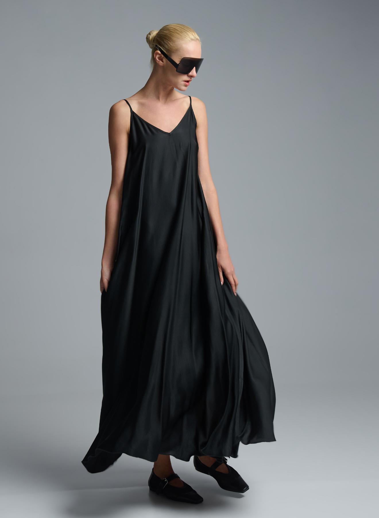 Black silky touch Dress with straps Vicolo - 2