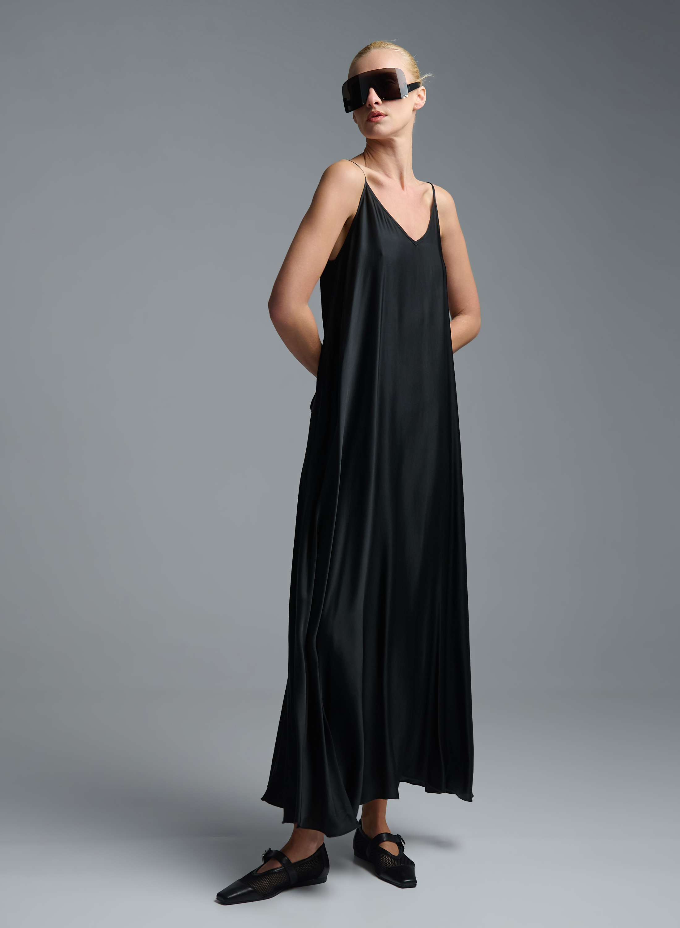 Black silky touch Dress with straps Vicolo - 3