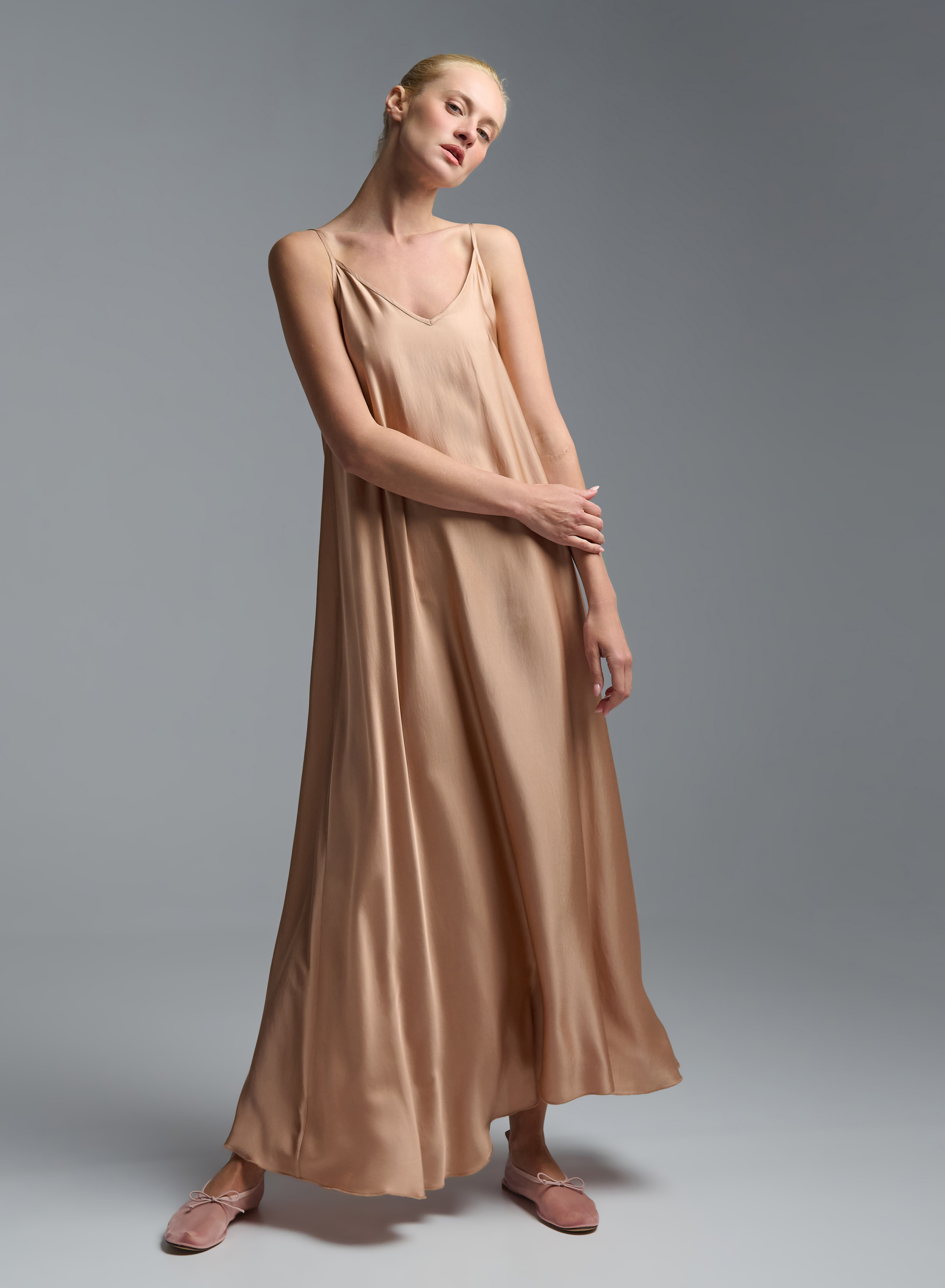 Nude silky touch Dress with straps Vicolo - 0