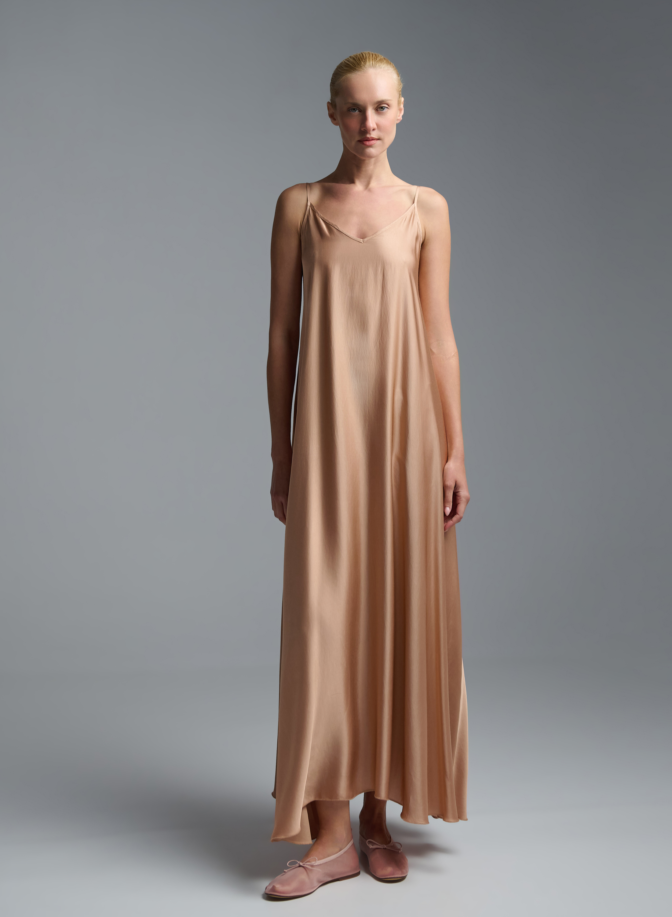 Nude silky touch Dress with straps Vicolo - 3