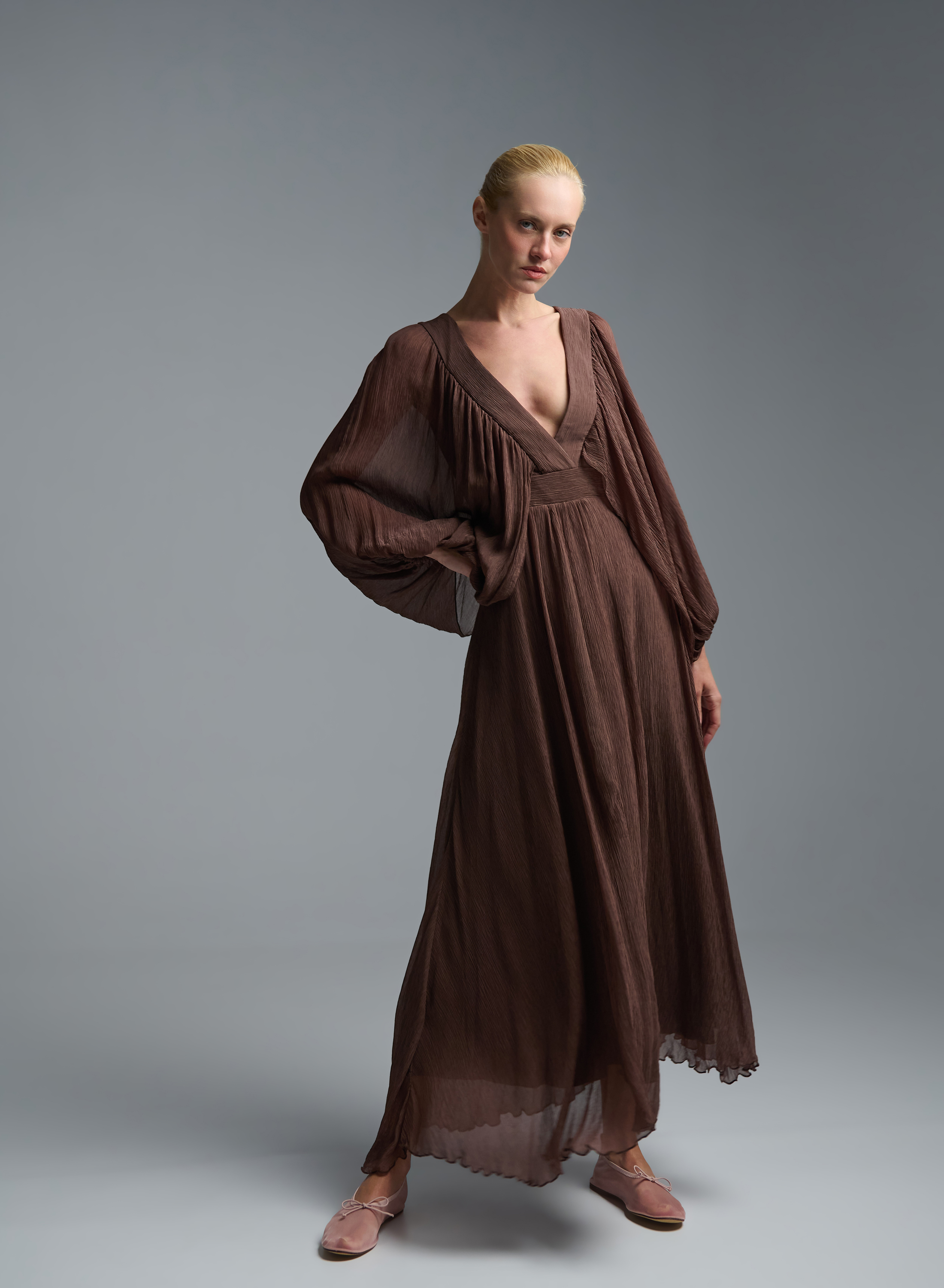Chocolate long Dress with V neckline and with wide sleeves Imperial - 2