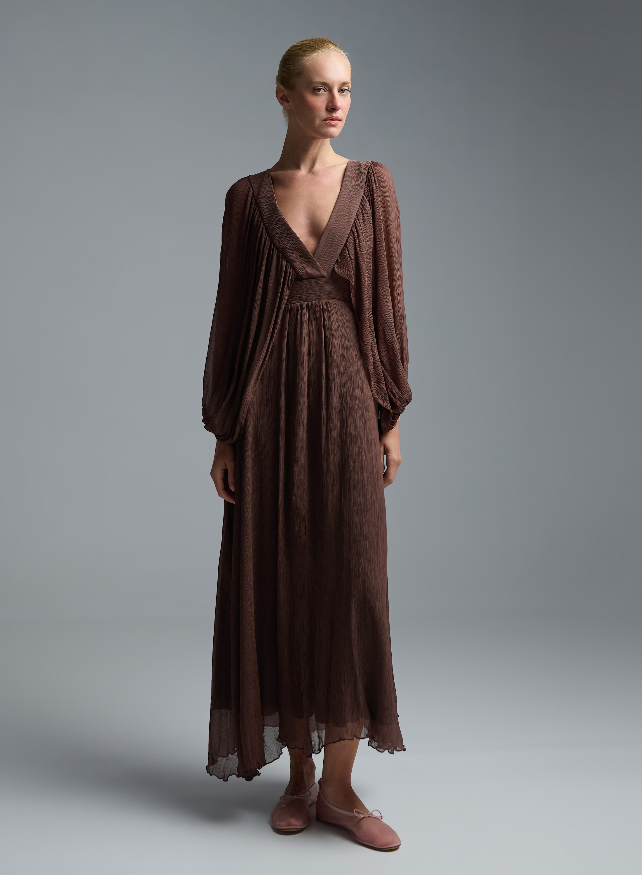 Chocolate long Dress with V neckline and with wide sleeves Imperial - 0