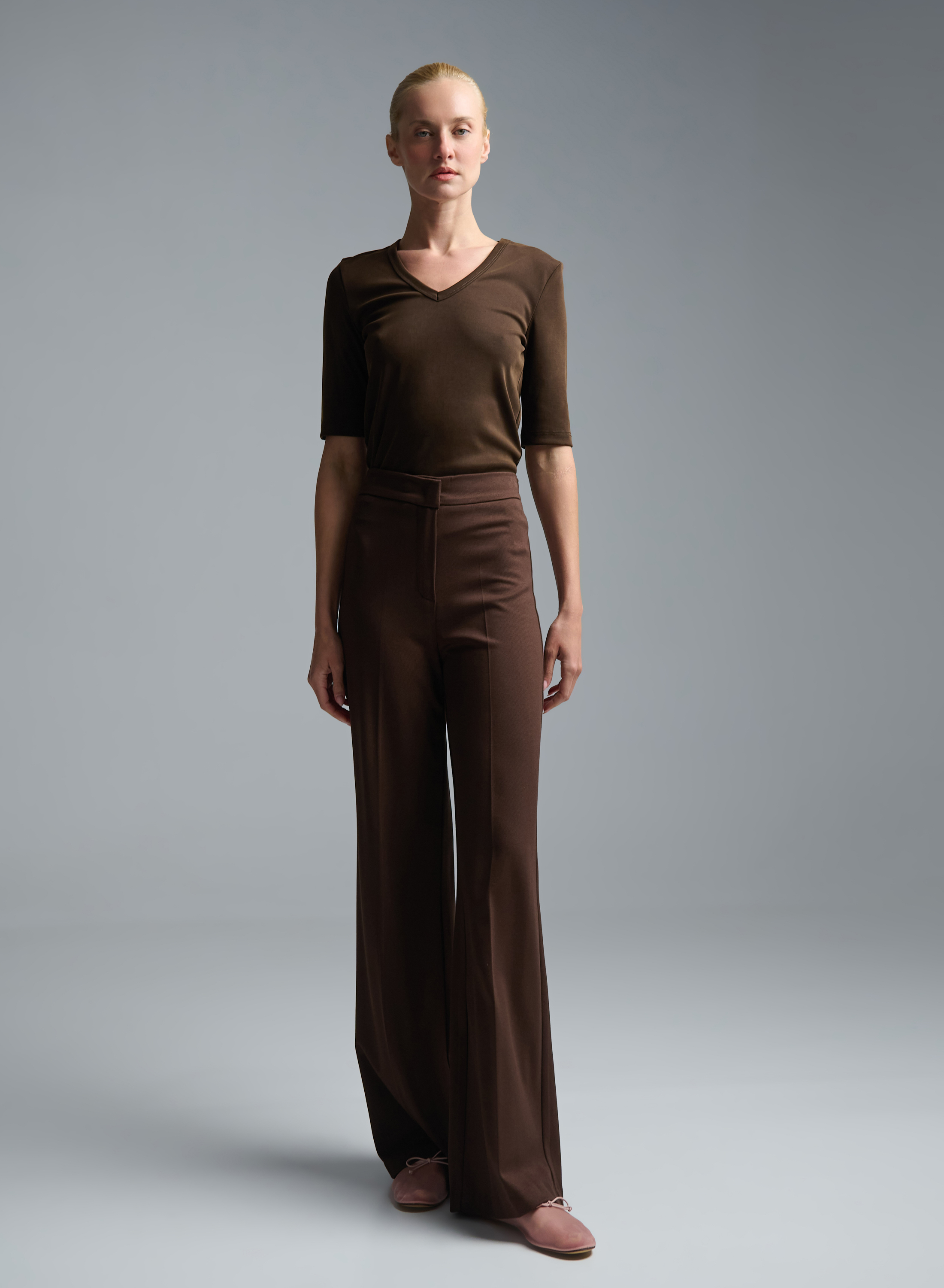 Chocolate Top with short sleeves and with V neckline Imperial - 0