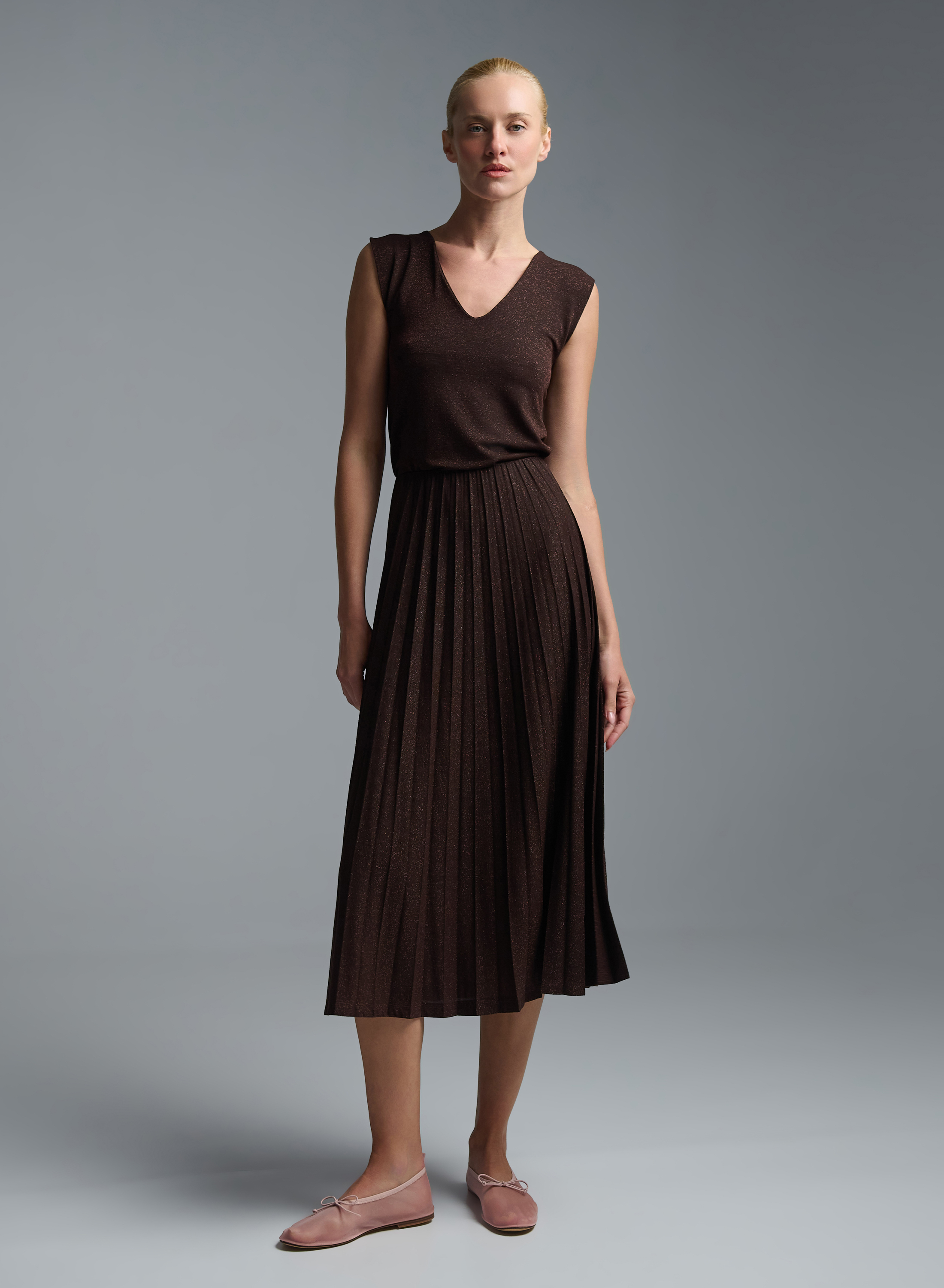 Chocolate sleeveless lurex Blouse with V neckline R.R. - 1