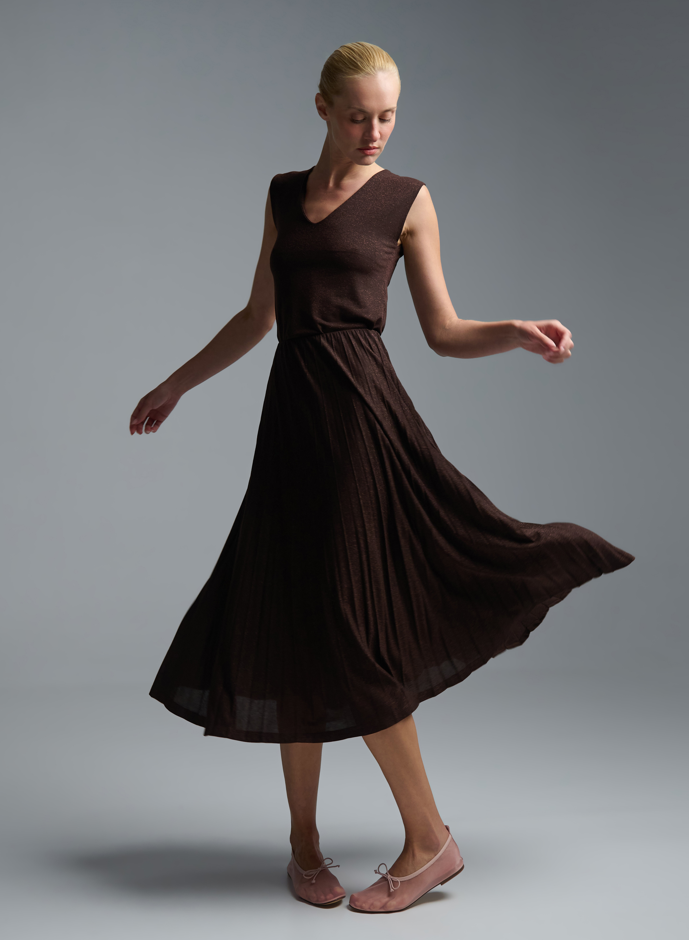 Chocolate sleeveless lurex Blouse with V neckline R.R. - 2