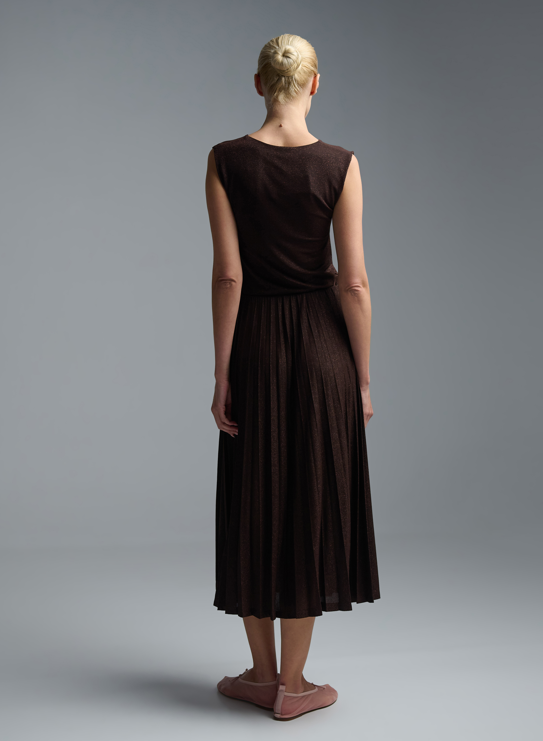 Chocolate sleeveless lurex Blouse with V neckline R.R. - 4