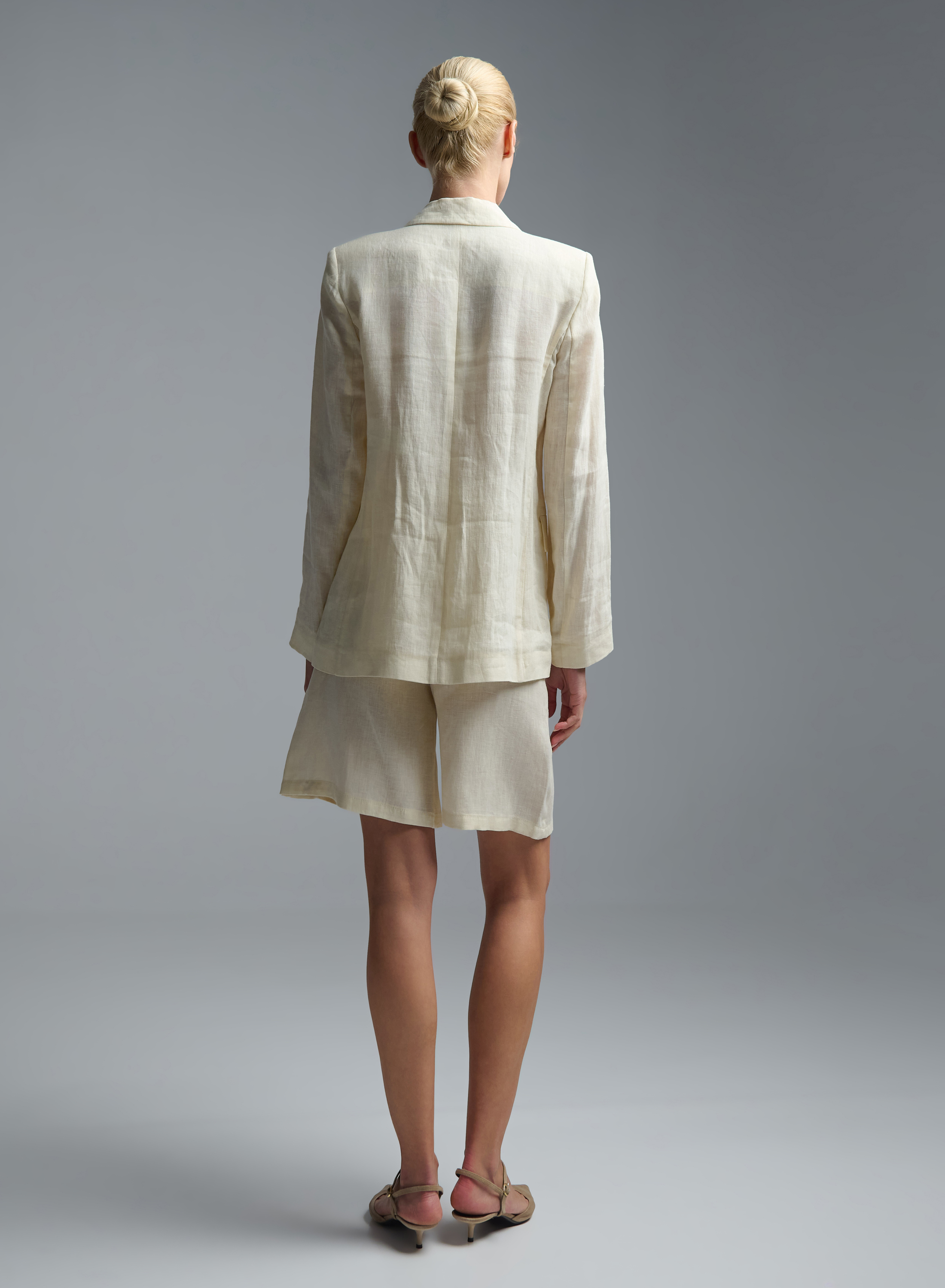 Ecru linen Bermuda Shorts Emme Marella - 4