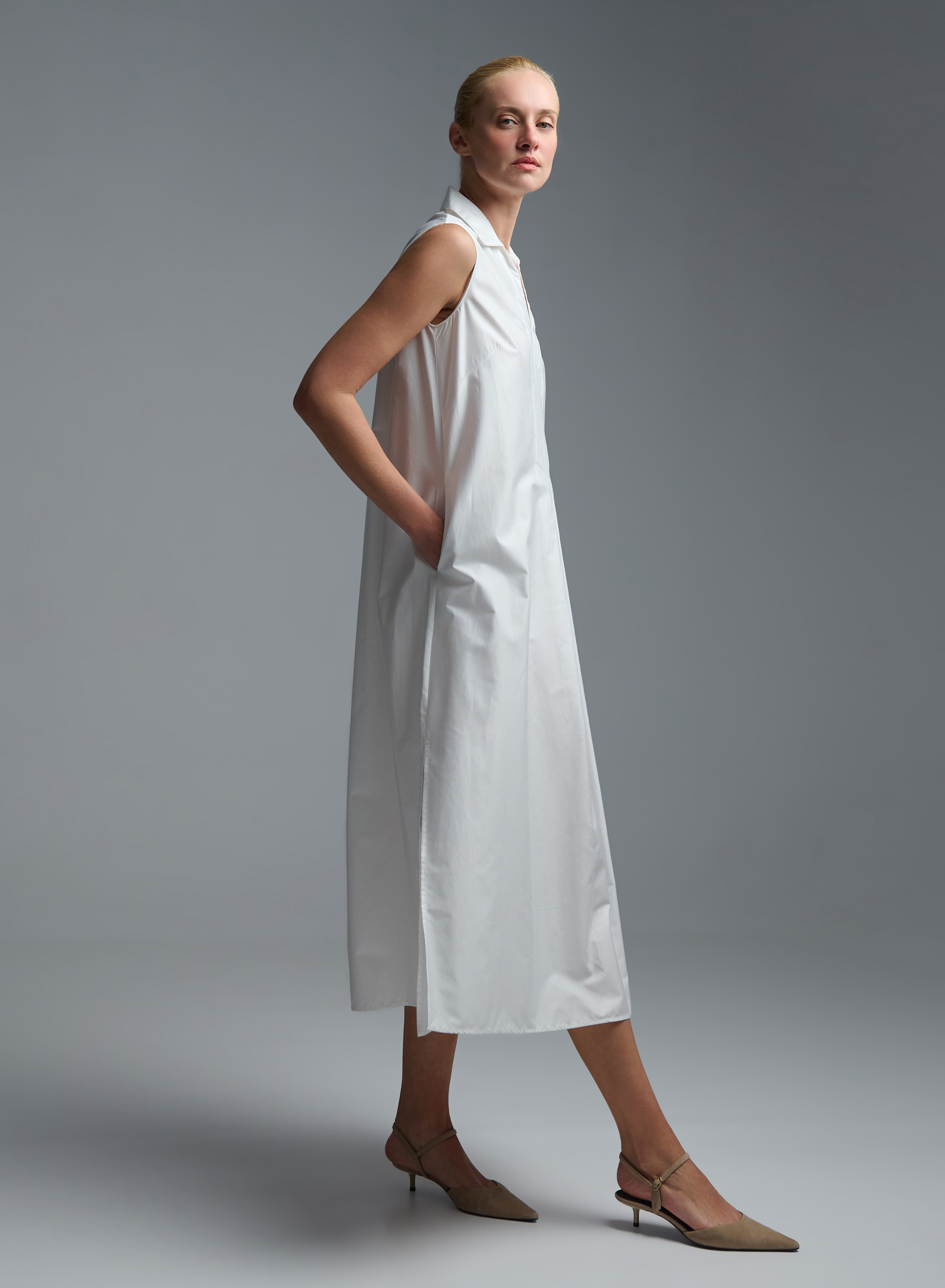 White sleeveless popline Dress with side slits, V neckline and with lapel collar "MYLOS" Devotion Twins - 1