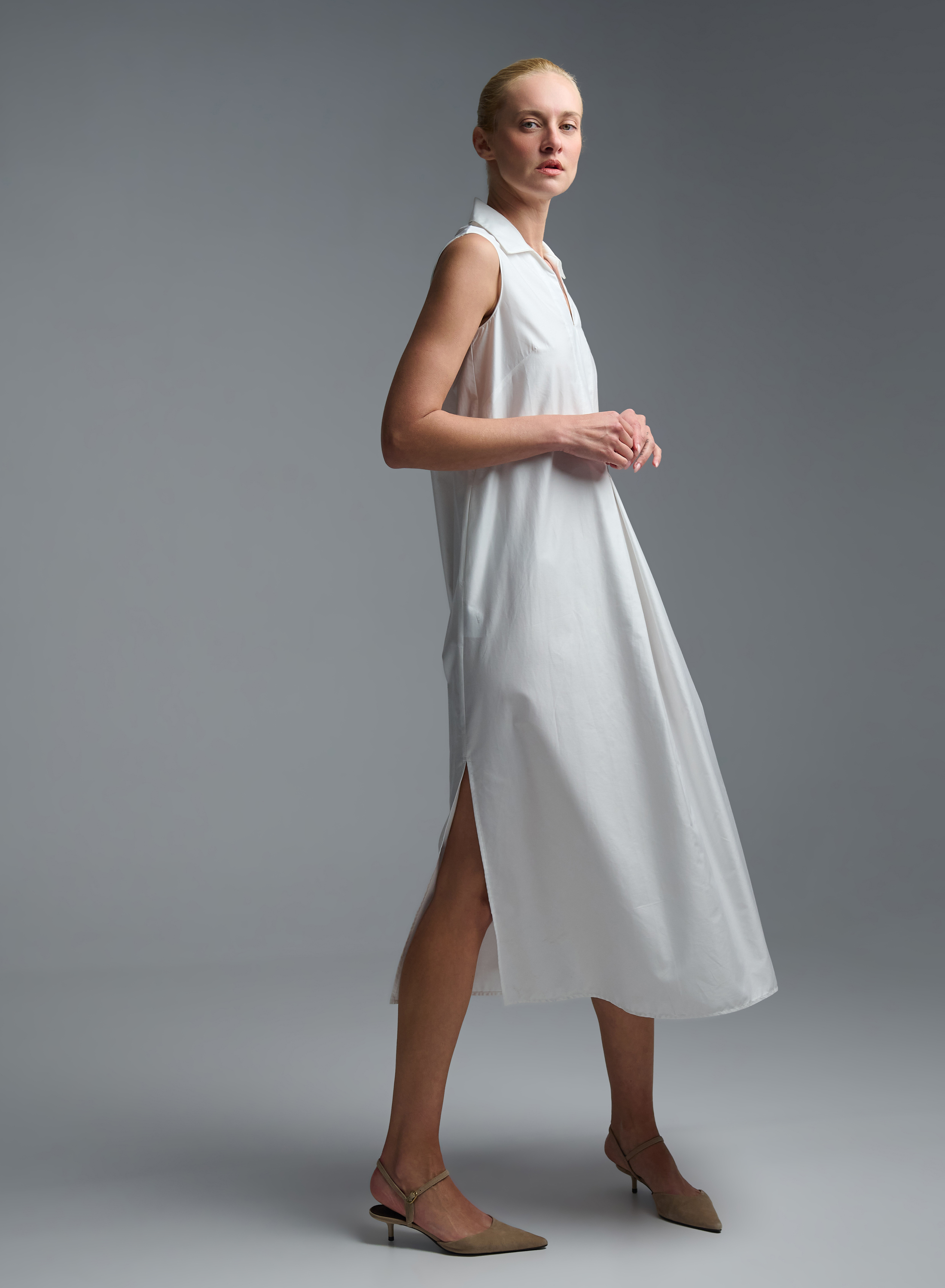 White sleeveless popline Dress with side slits, V neckline and with lapel collar "MYLOS" Devotion Twins - 5