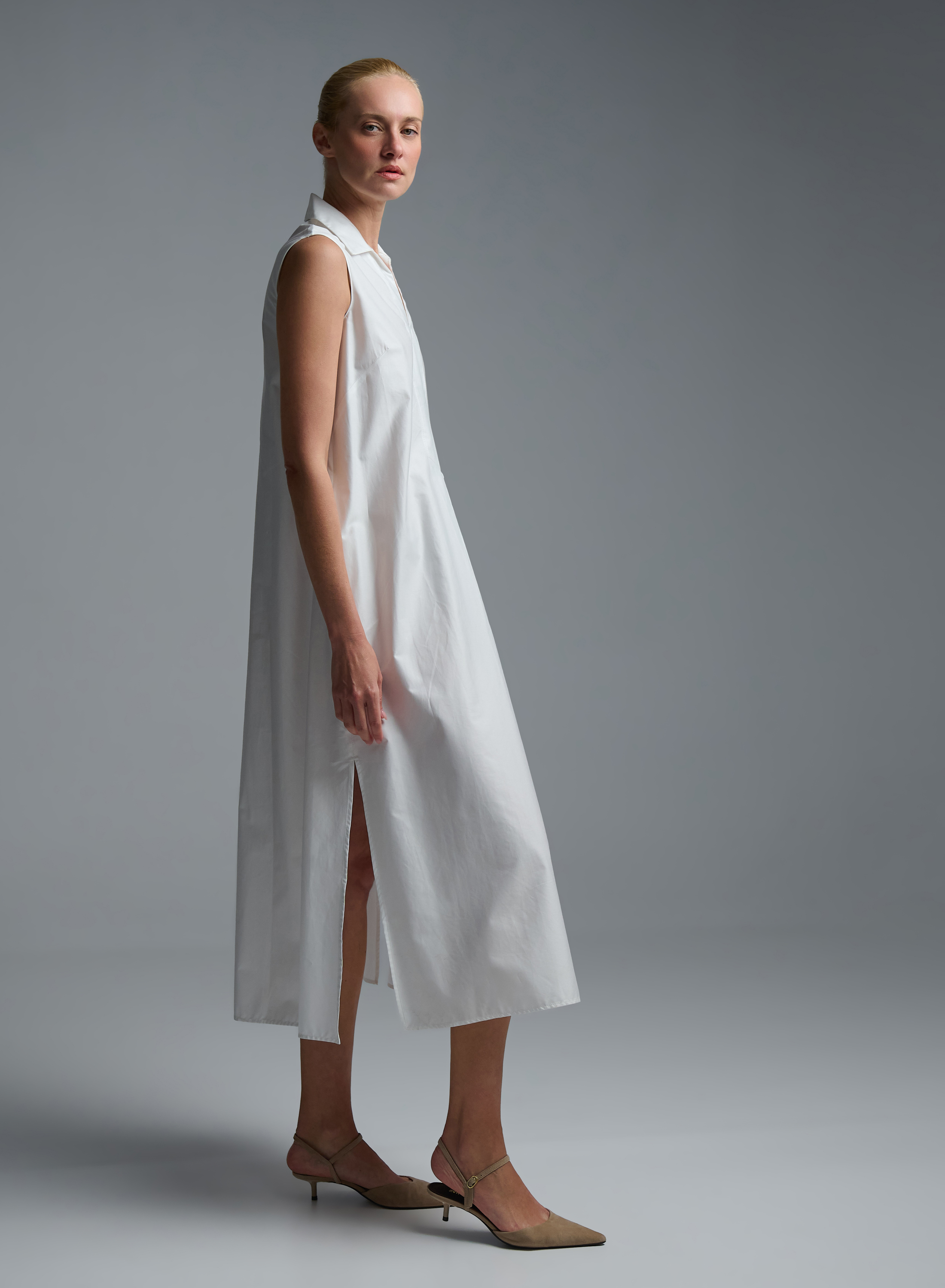 White sleeveless popline Dress with side slits, V neckline and with lapel collar "MYLOS" Devotion Twins - 2
