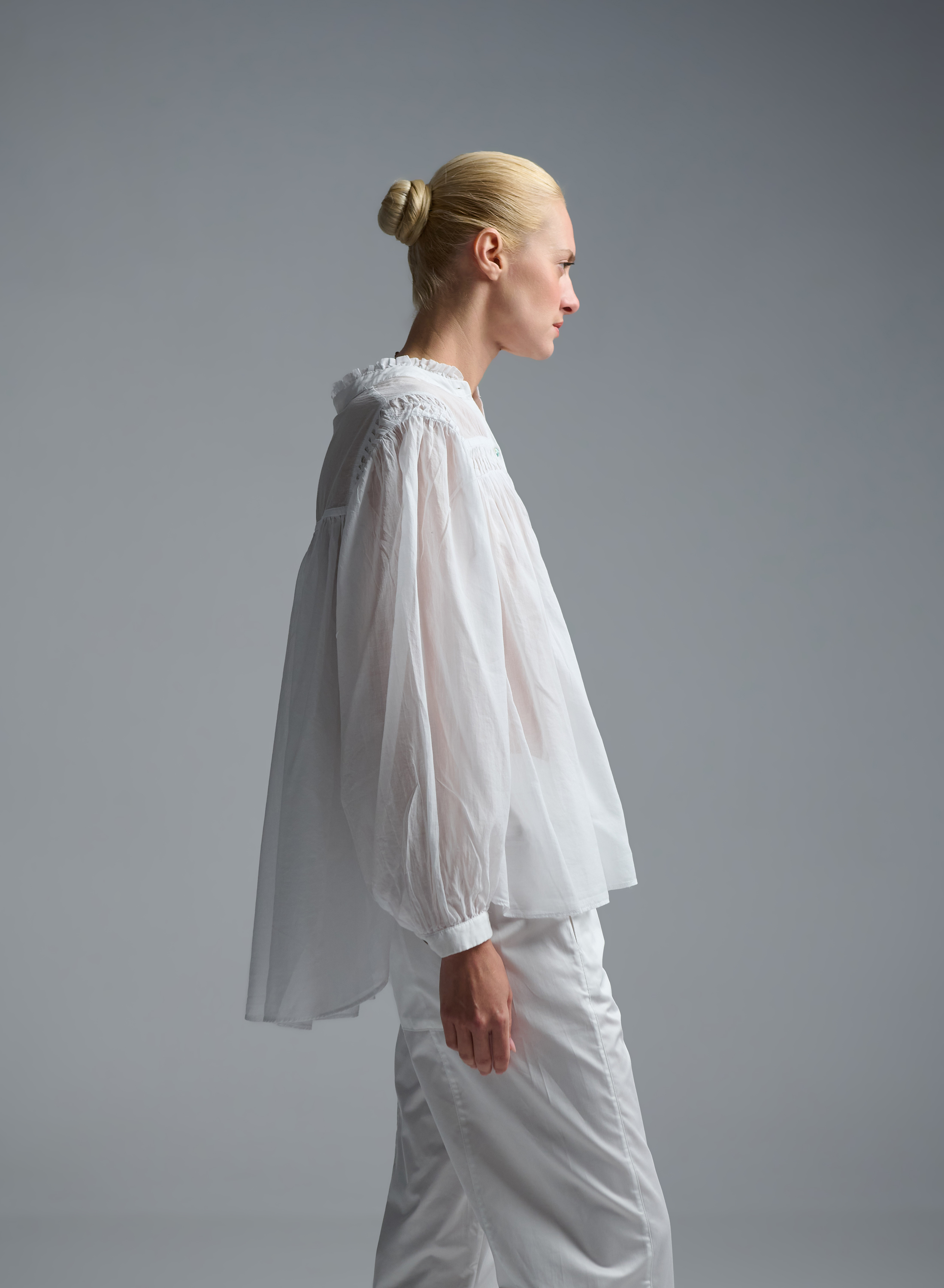White voile Shirt with round neckline "BLOOM" Devotion Twins - 9