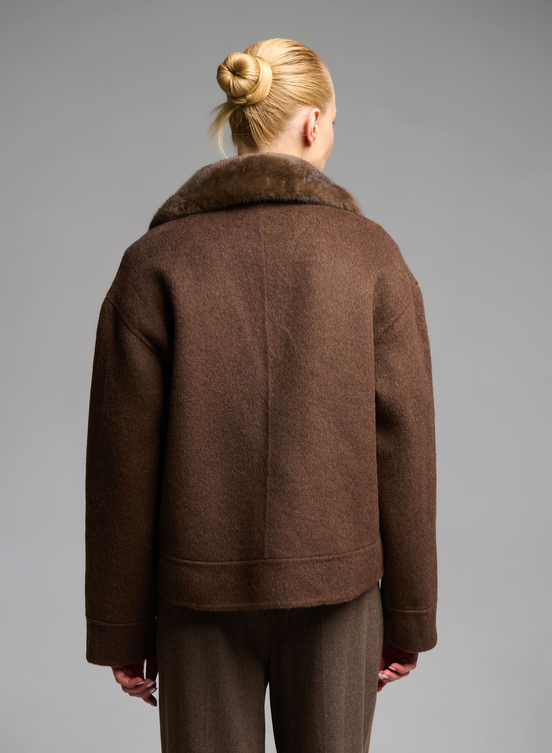 Chocolate Overcoat with eco Fur lapels Alessia Massimo - 7